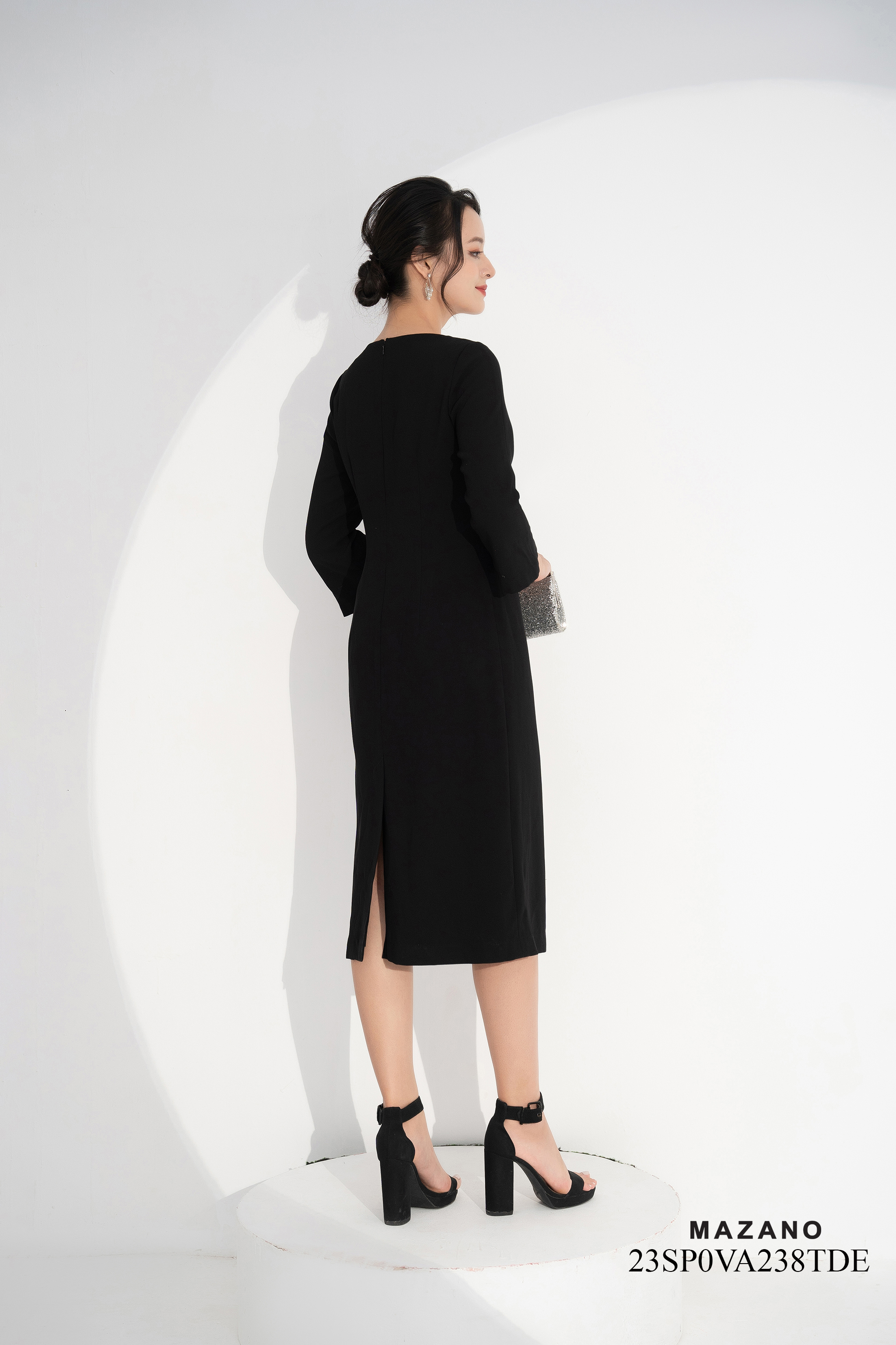 Váy Đầm Suông Vải thô sạn phối ren Cổ tròn đính trang trí Tay lỡ Dài qua bắp chân