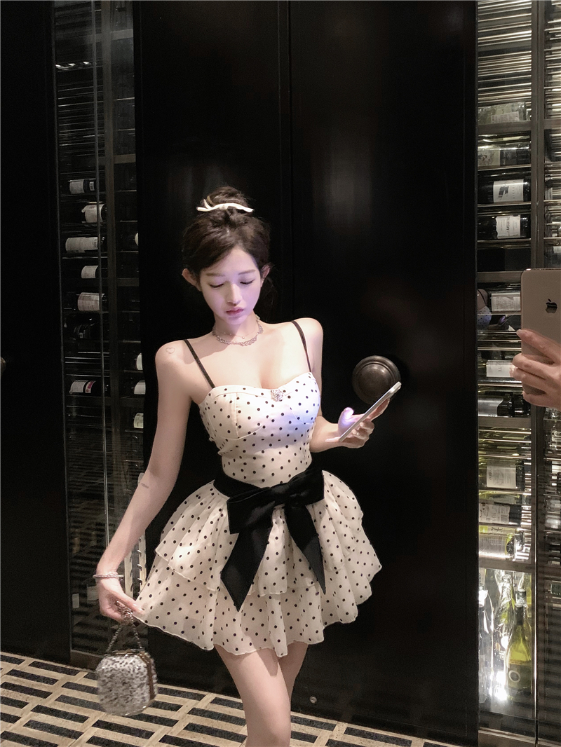 Váy Chấm Bi Nơ Đen Tiểu Thư_thumbnail_9