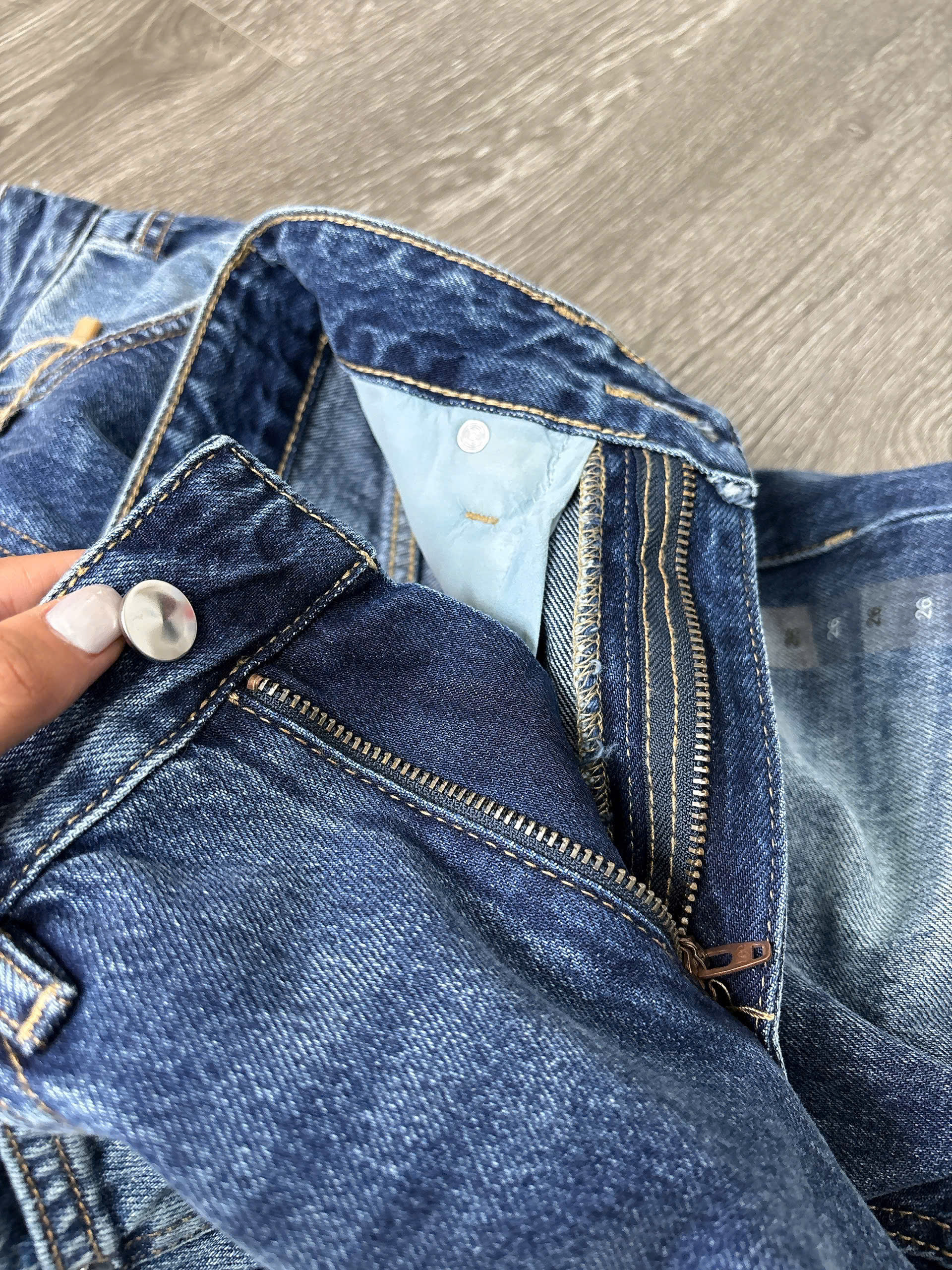 Q43 QUẦN JEAN ỐNG CONG_thumbnail_16