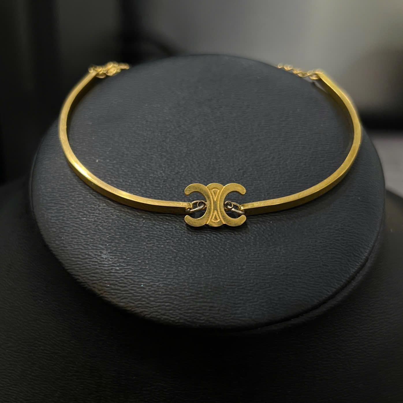 vòng tay titan vàng charm logo Celine trơn_thumbnail_3