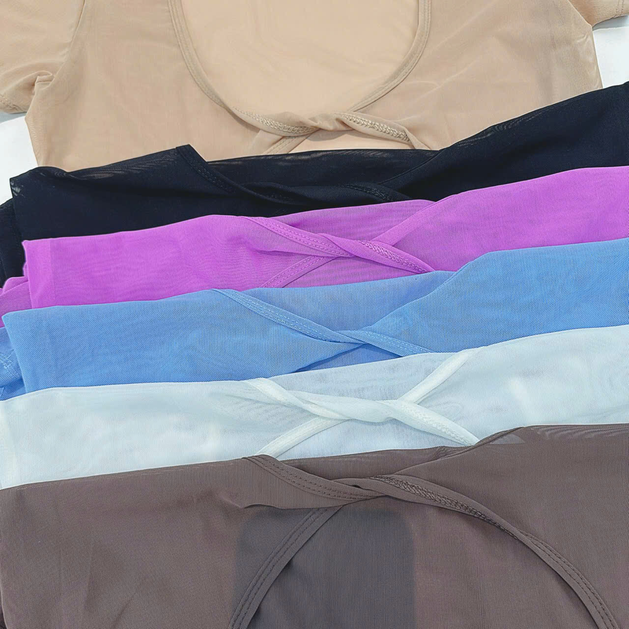 Áo Tank Thể Thao Lưới Mè Dáng Croptop Phối Dây Lưng_thumbnail_6