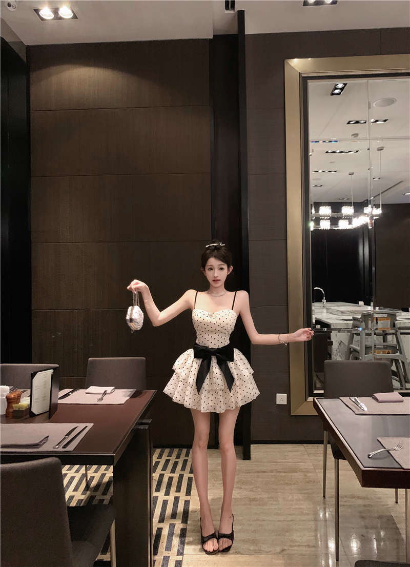 Váy Chấm Bi Nơ Đen Tiểu Thư_thumbnail_6