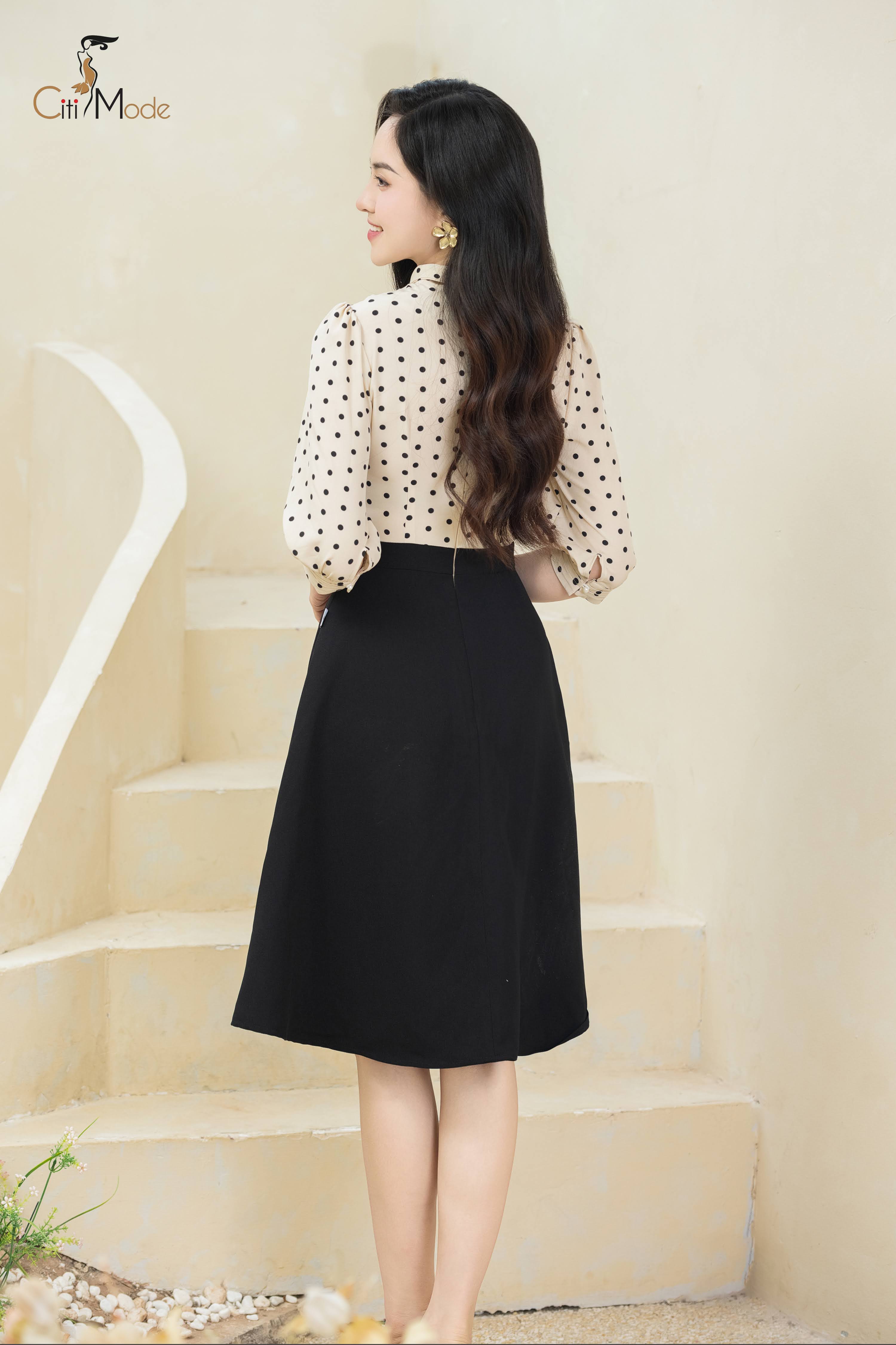 Đầm xoè chấm bi phối chân váy đen_thumbnail_1