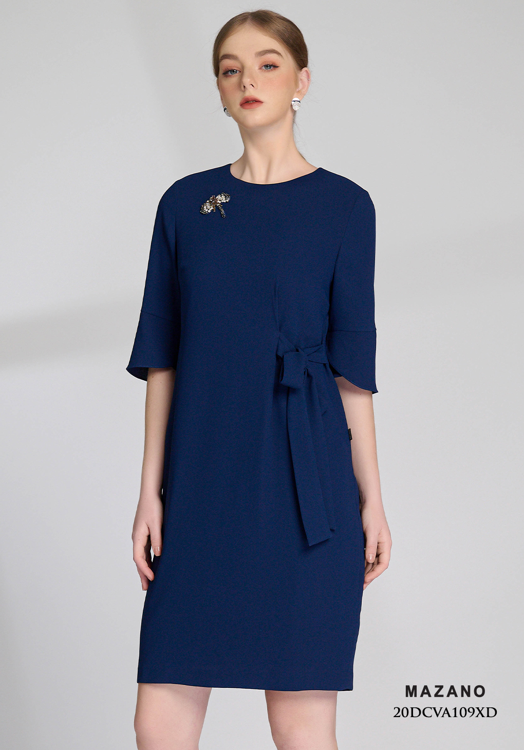 Đầm xanh suông vừa thắt đai trang trí, tay cách điệu_thumbnail_5