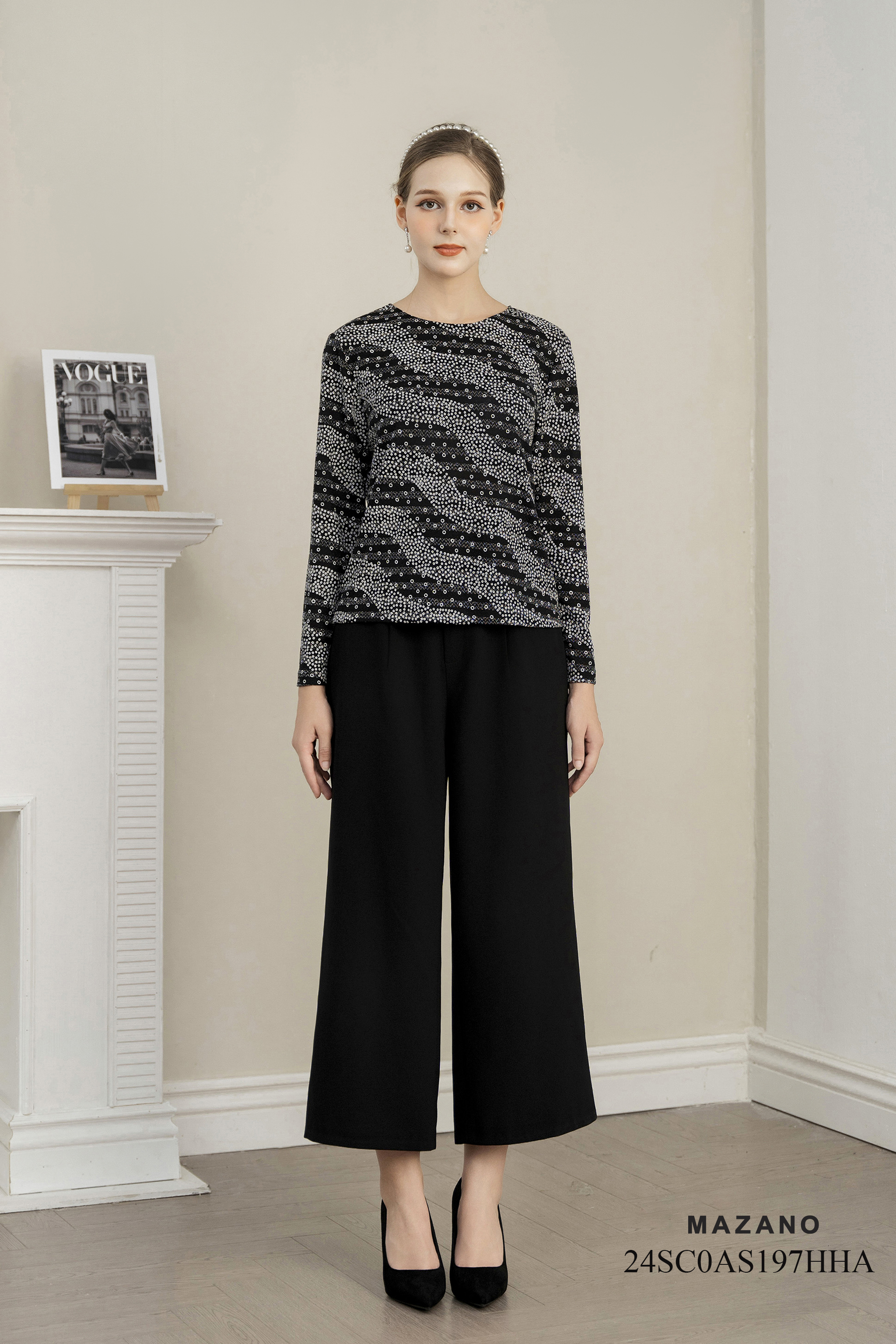 Áo top Suông Vải len nhũ Cổ tròn Tay dài Dáng lửng