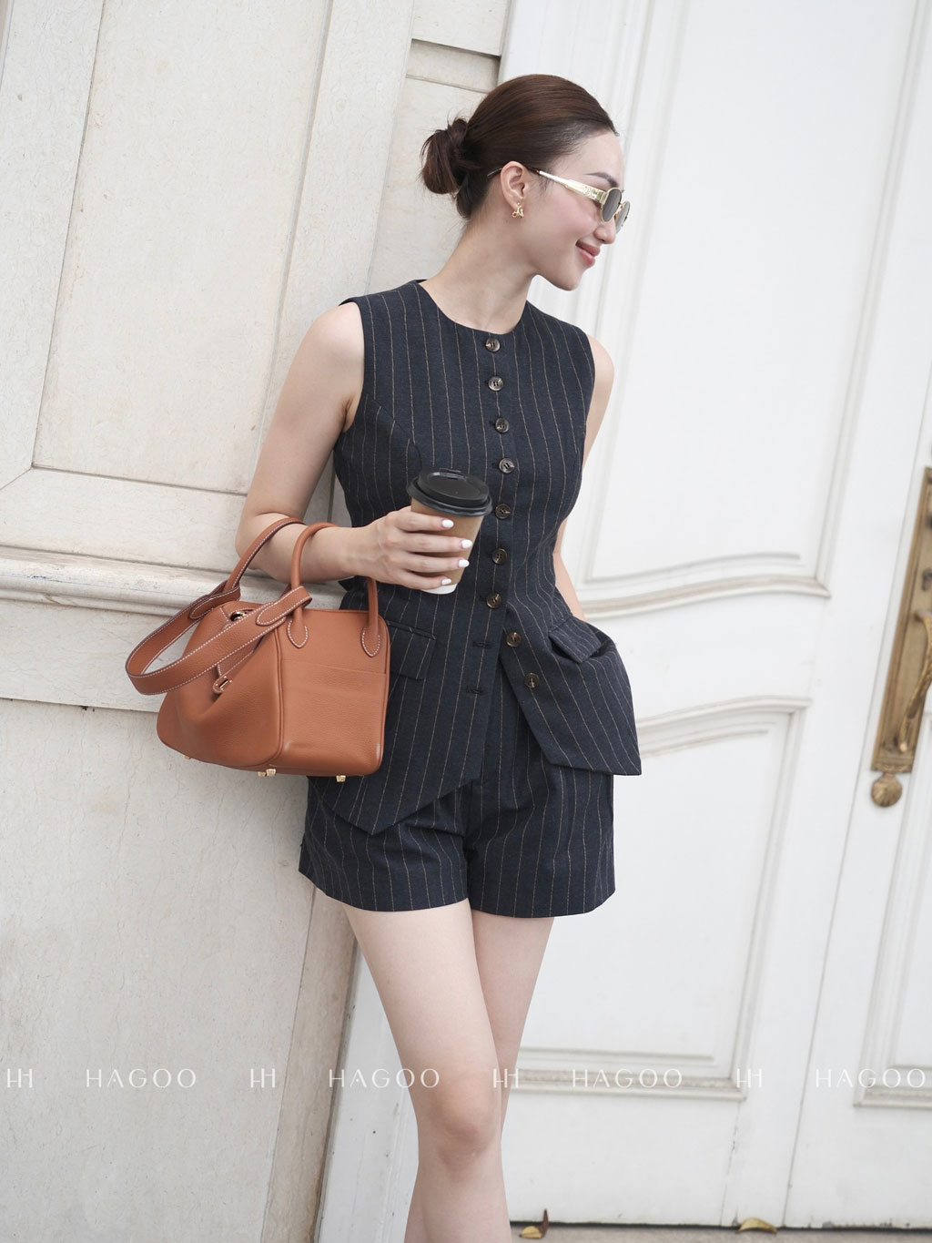Quần short linen kẻ sọc_thumbnail_1