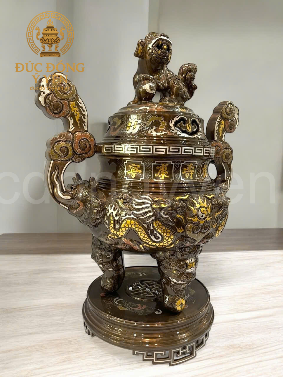 Bộ đồ thờ tam sự đỉnh nến rồng nổi khảm ngũ sắc cao cấp _thumbnail_3