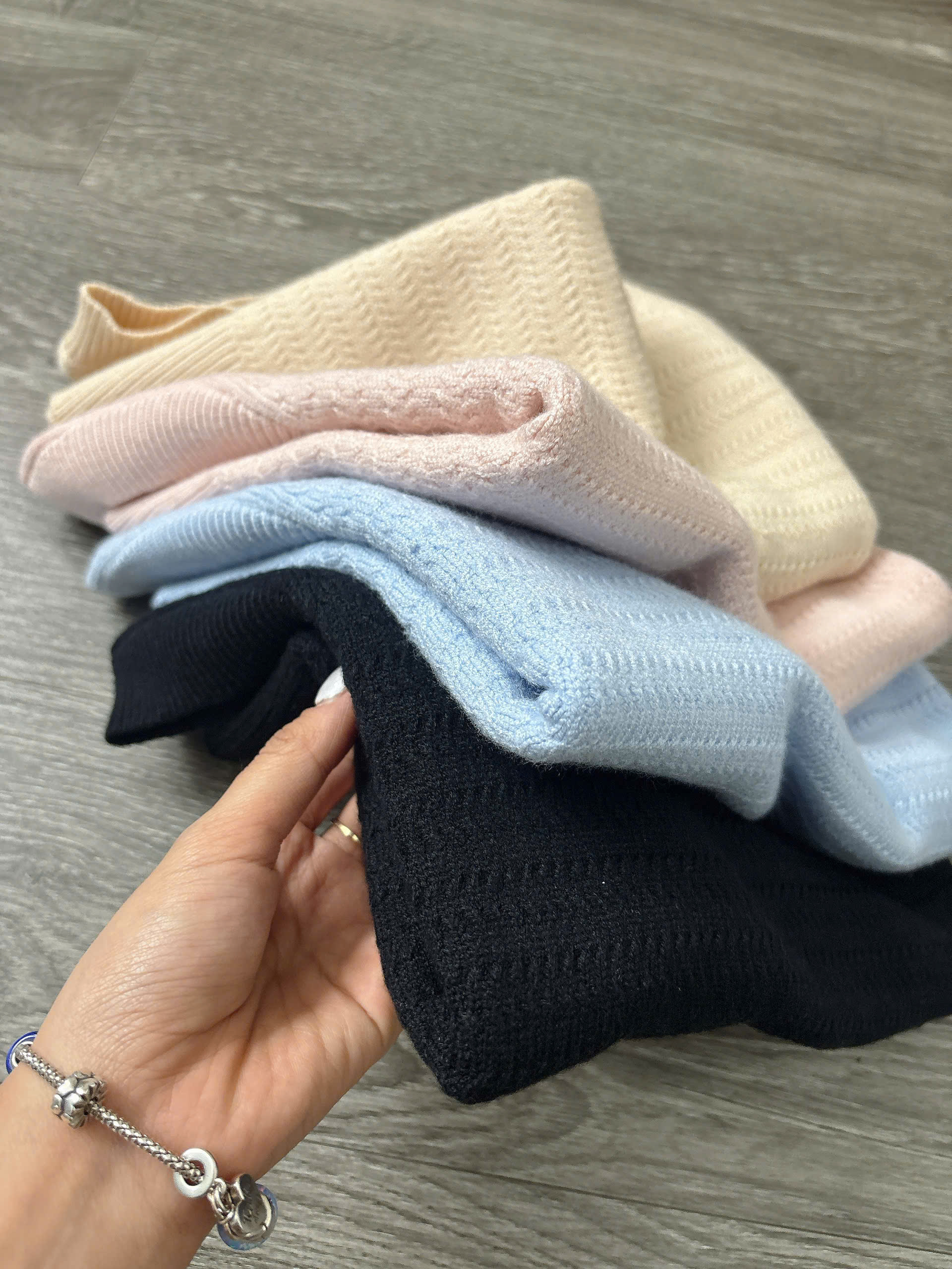 H100 ÁO DỆT KIM 4 MÀU_thumbnail_4