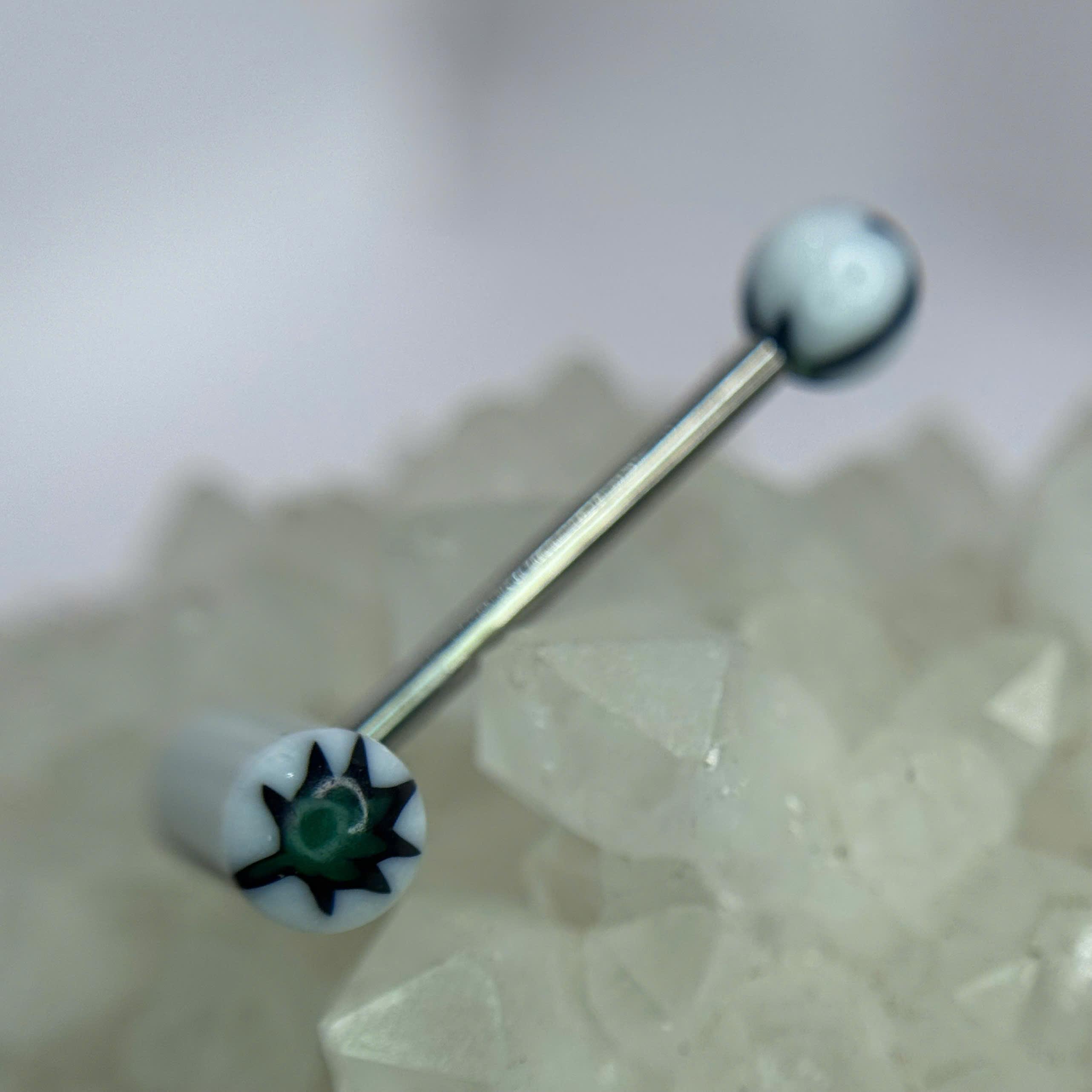 khuyên lưỡi trắng 1 sọc xanh lá đậm, lá xanh_thumbnail_3