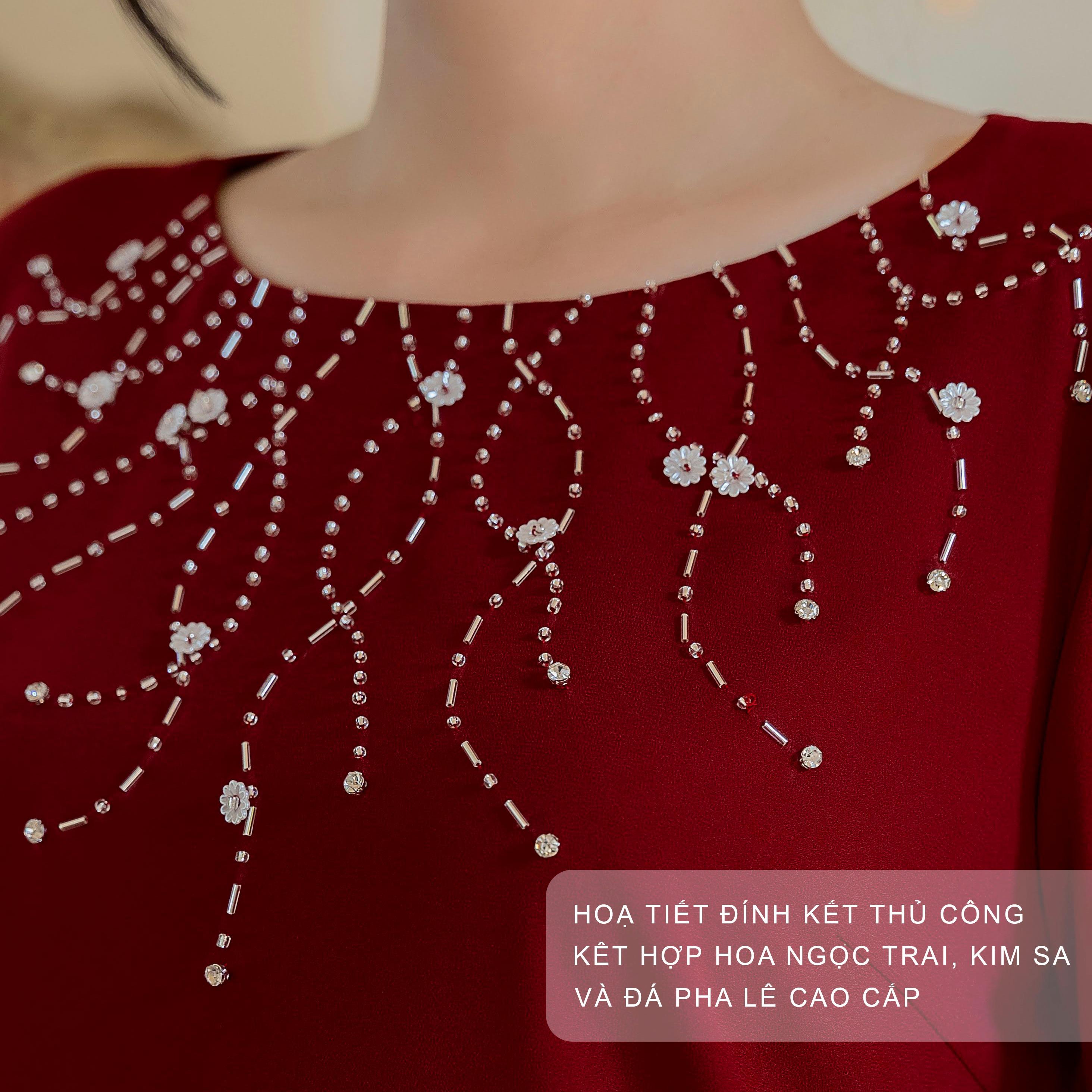 GUMOM - Áo Kiểu Trung Niên U50 U60 Cao Cấp Cổ Tròn Tay Lỡ đính kết thủ công hoa ngọc trai, kim sa và đá cao cấp Sang Trọng Cho Nữ - Women Nhung Kem Xanh Nho Tua Rua Top Voi_thumbnail_8