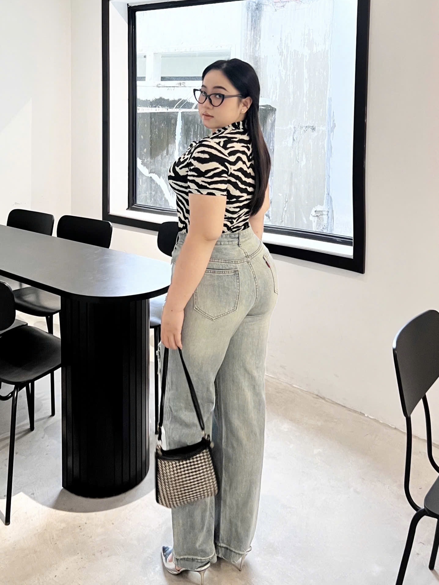 BIGSIZE - Áo thun tay ngắn có cổ T- AT9058_thumbnail_12