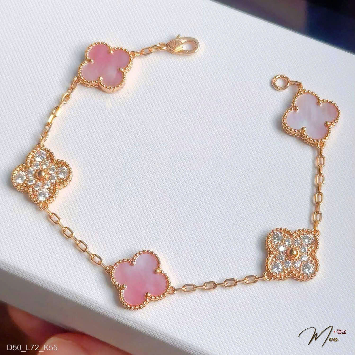 VT14 - VCA Lắc 5 lá hồng cách đá