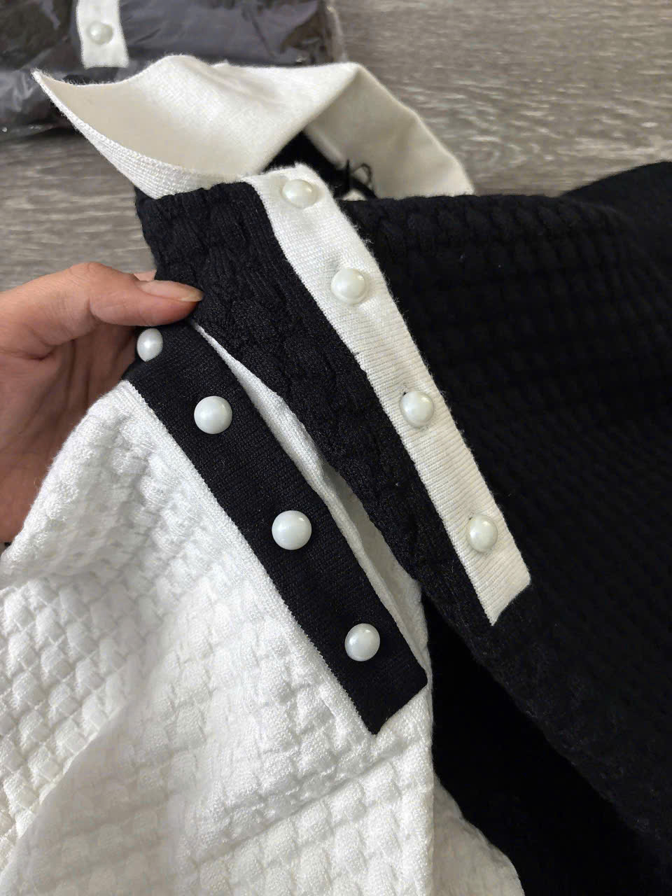 A848 ÁO DỆT KIM 2 MÀU_thumbnail_11