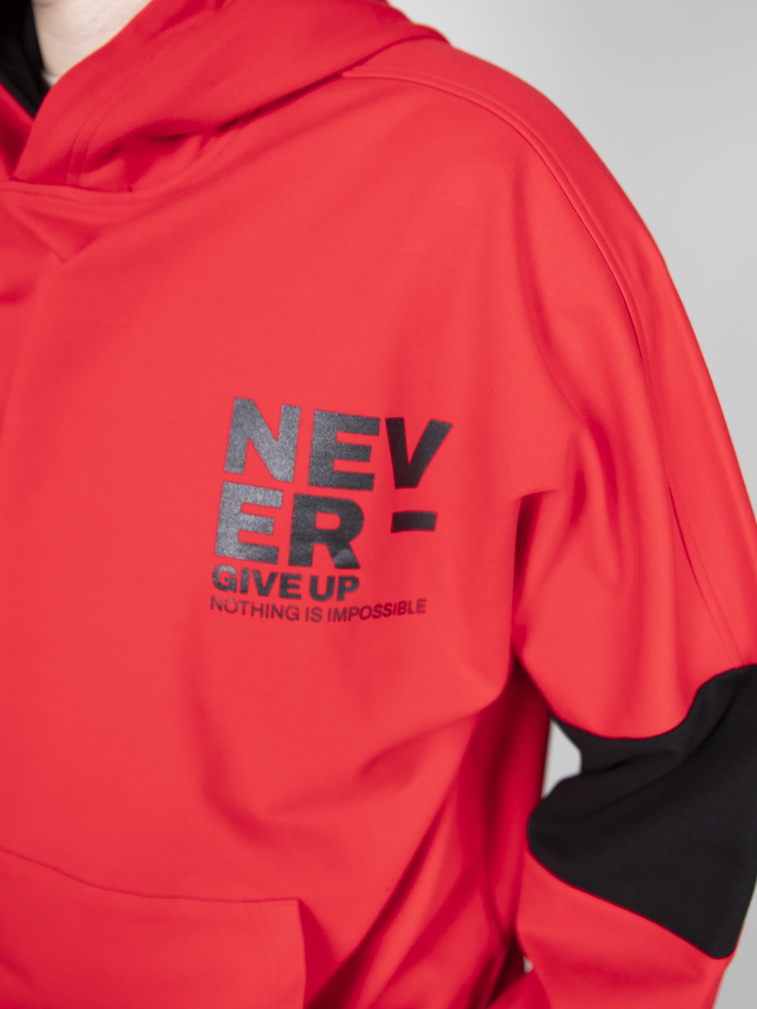 Áo nỉ hoodie màu đỏ phối đen Never_thumbnail_4