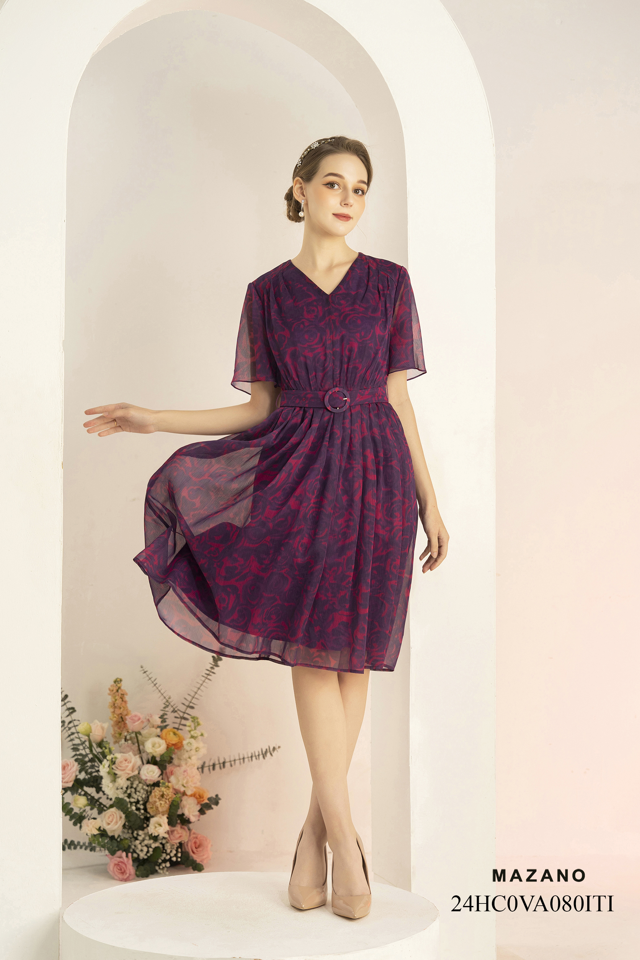 Đầm thắt đai họa tiết hoa hồng loang_thumbnail_3