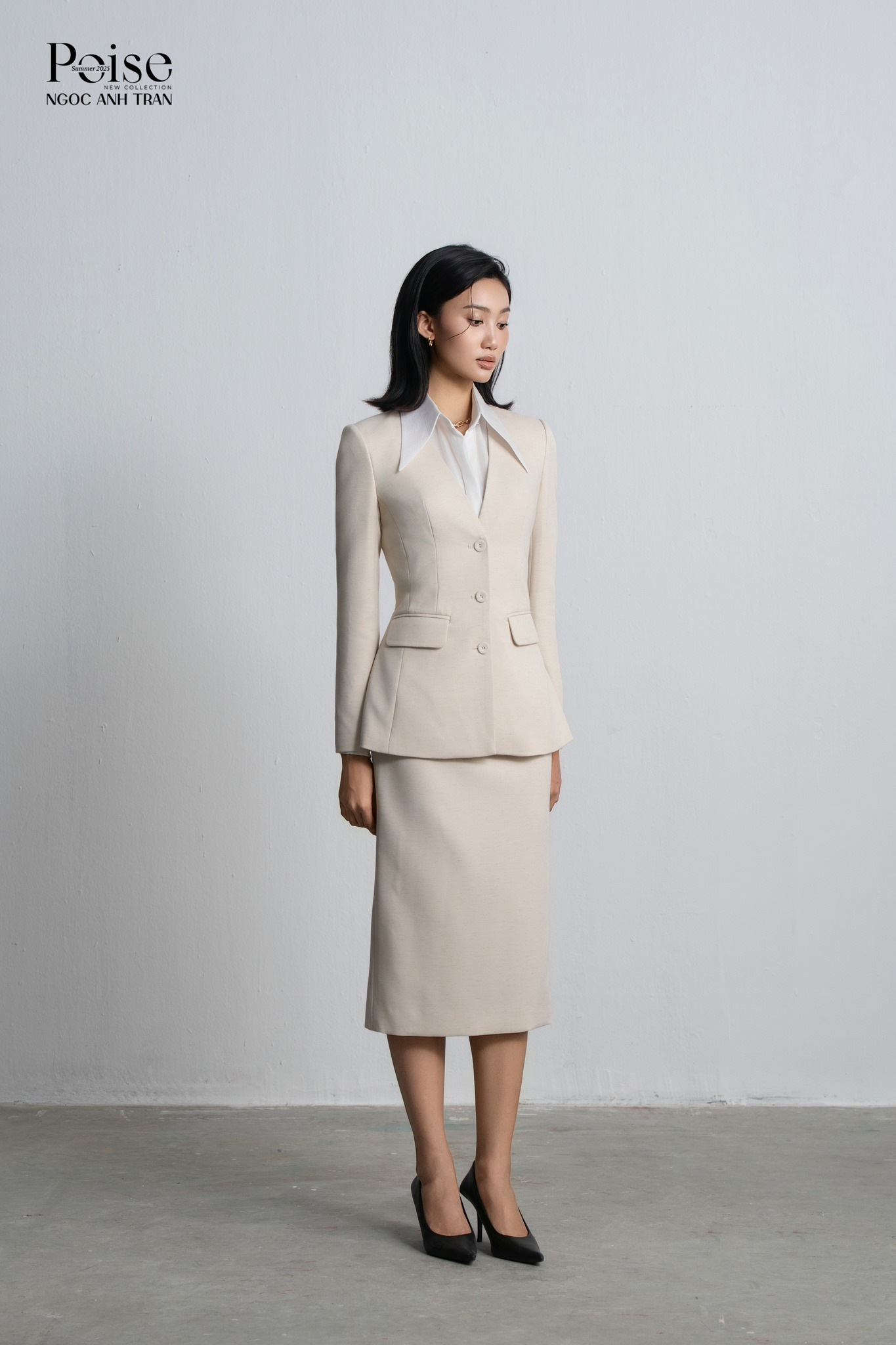 Set V046 - Set vest be tiêu cổ V tay dài kèm chân váy