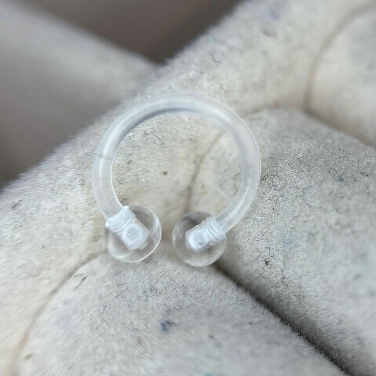 Septum trong suốt.