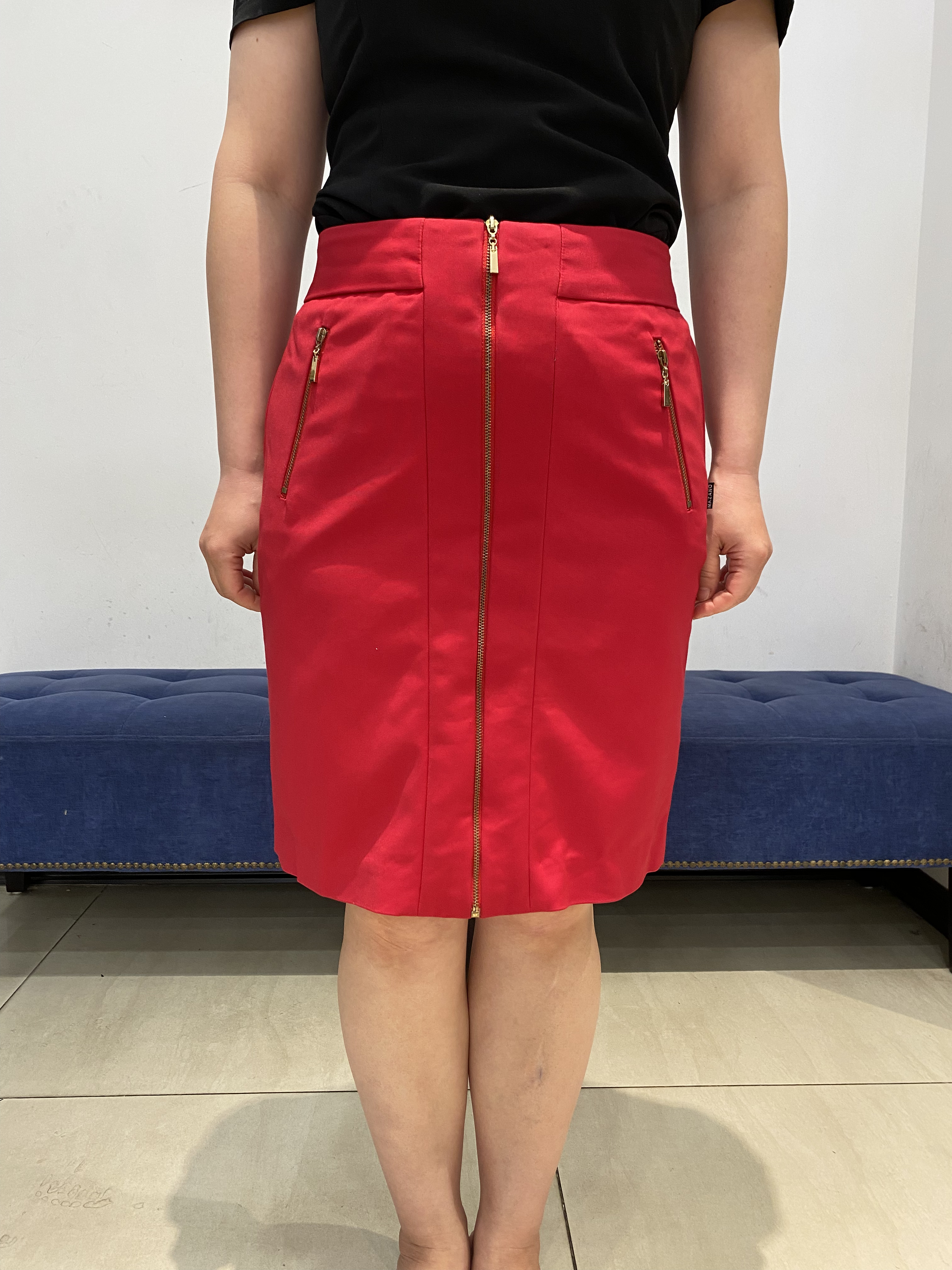 Chân váy Juyp vải Tuytxi len màu đỏ khóa đồng
