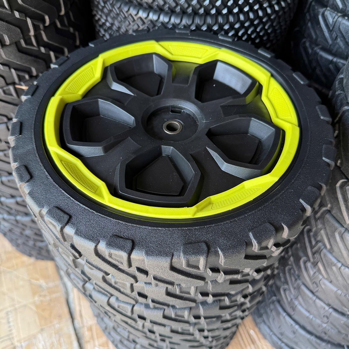 Bộ 2 Bánh Xe Nhựa Cao Su Đặc – Mâm 5 Chấu Chịu Lực Cao (2 bánh)