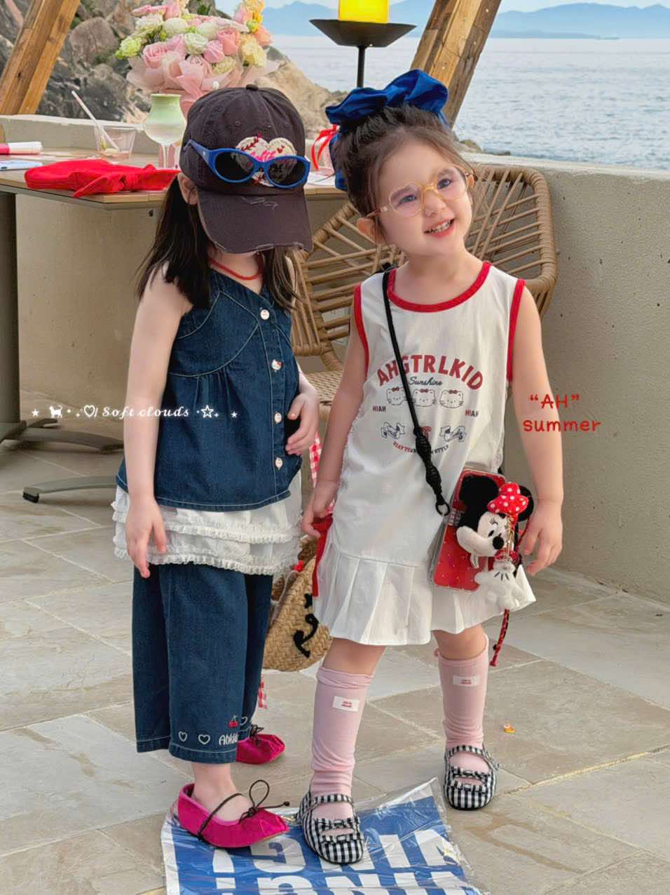 AH86 - Set áo sát nách bò xanh phối ren + quần ống rộng bò thêu họa tiết hãng AH_thumbnail_0