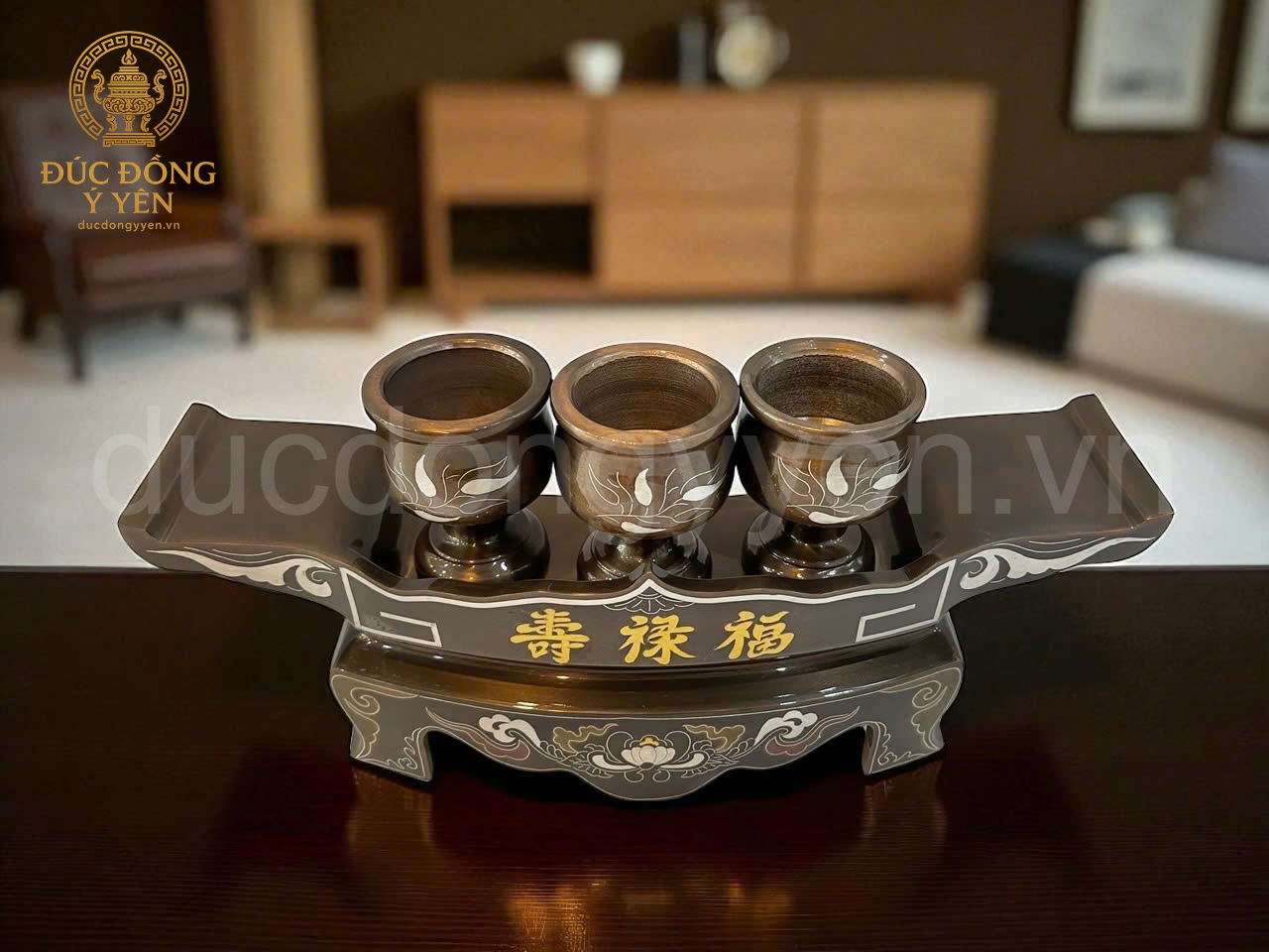 Ngai chén thờ khảm ngũ sắc đúc đồng đỏ _thumbnail_1