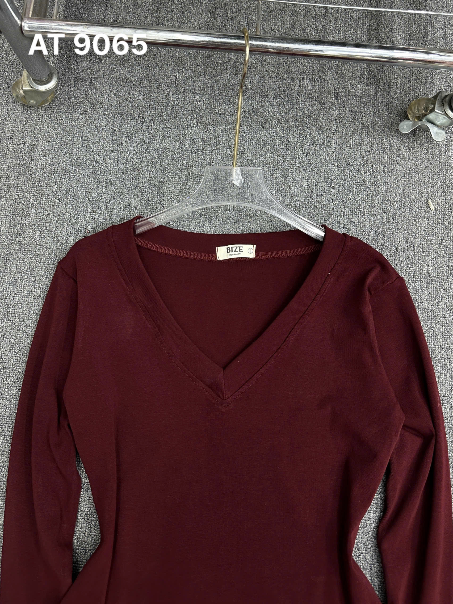 BIGSIZE - Áo thun tay dài cổ tim T- AT9065_thumbnail_11