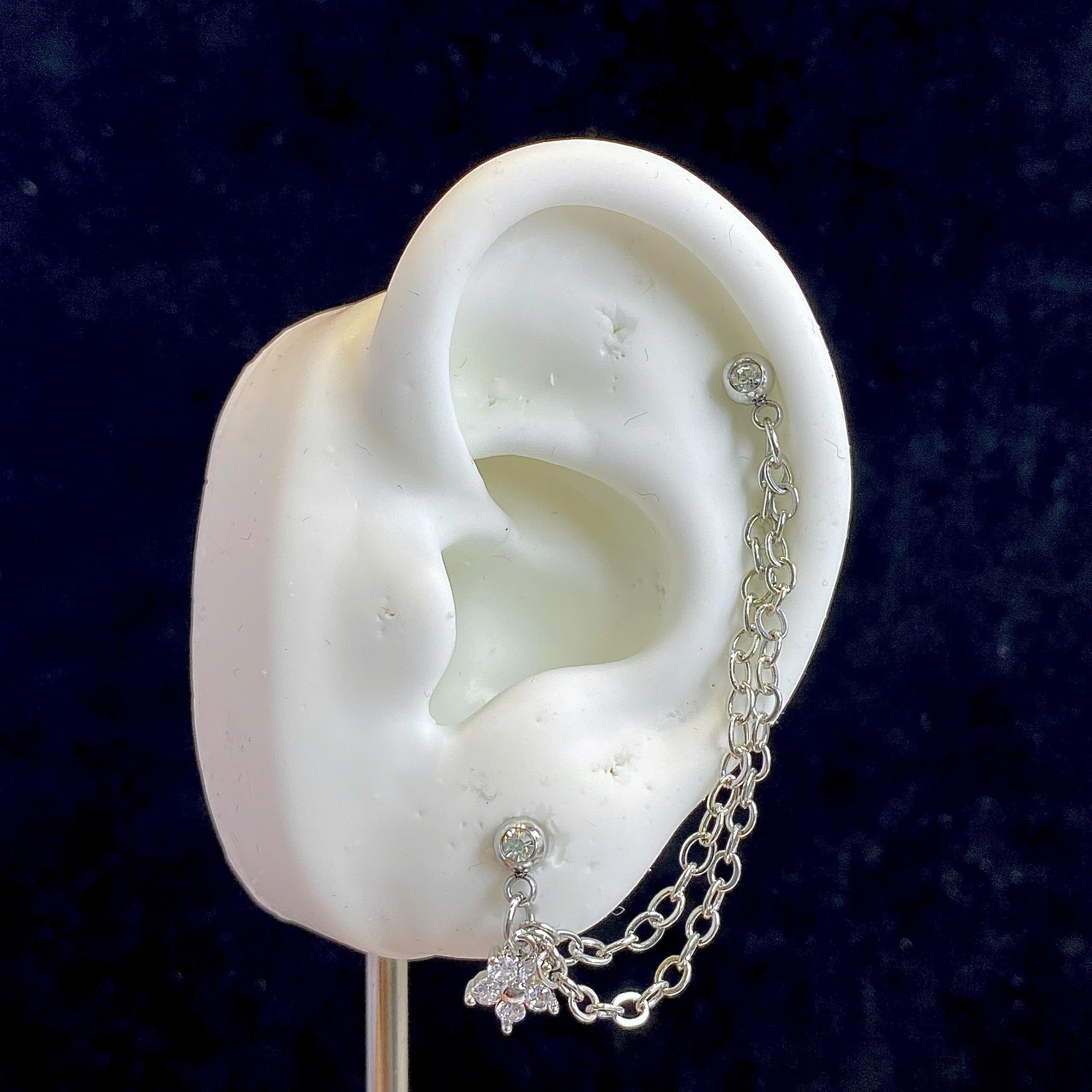 Khuyên kiểu xích 2 dây hoa 5 cánh nhụy bi