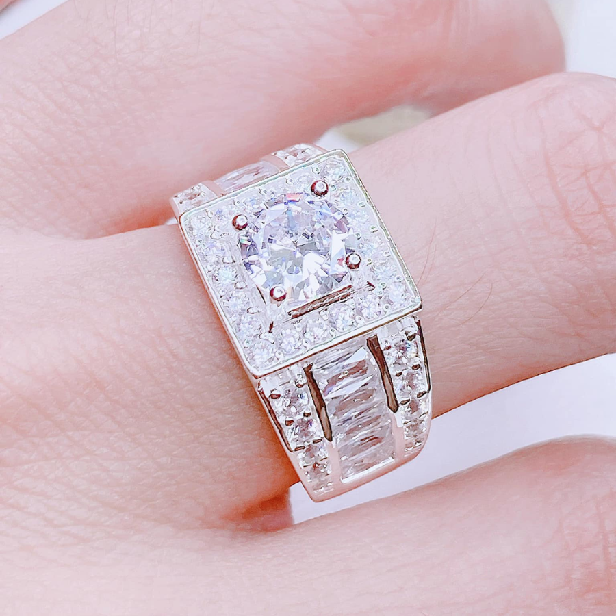 NN29 - Nhẫn nam đá chủ baguette viền vuông