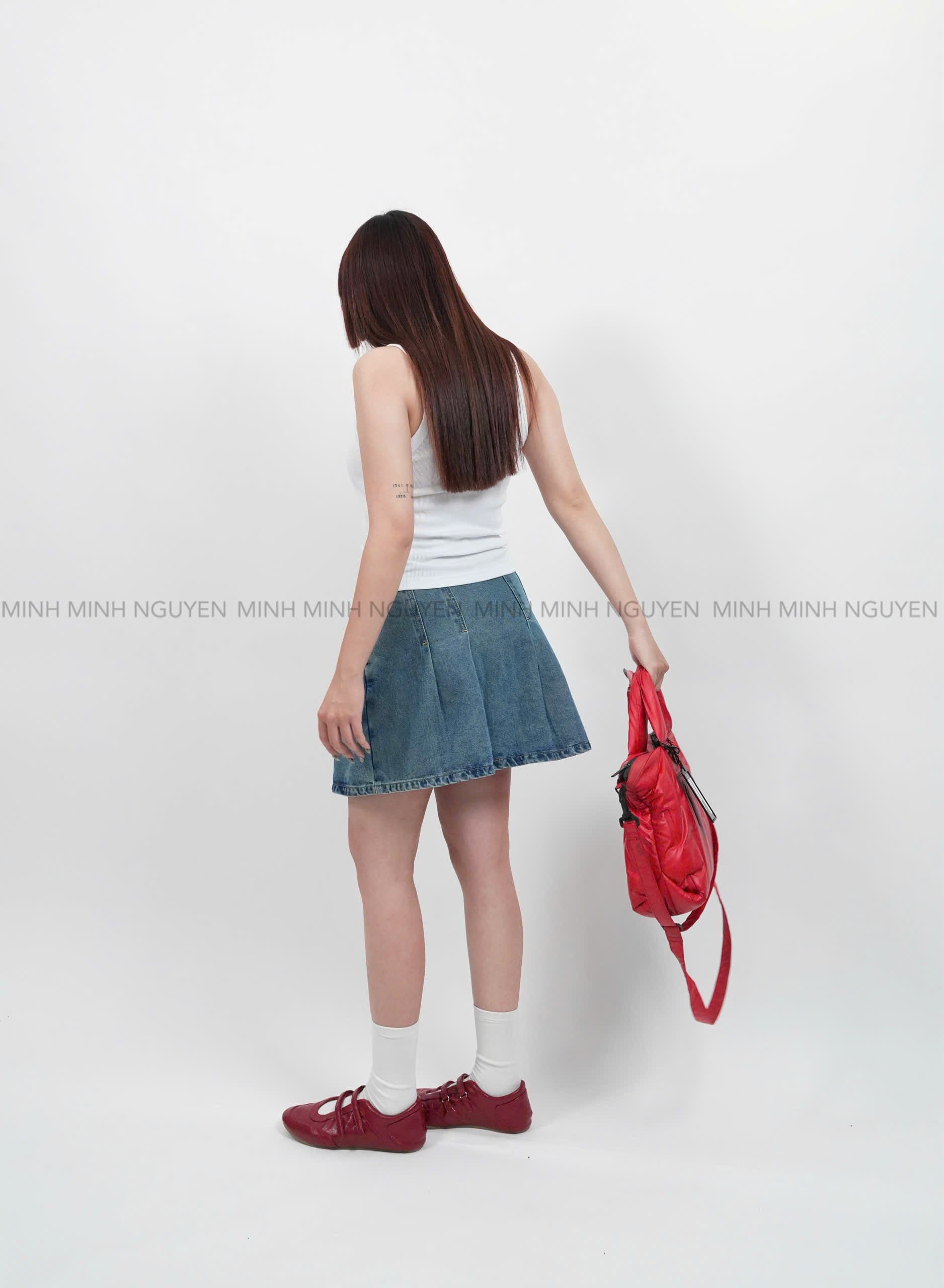 CHAN VAY PULL&BEAR_thumbnail_1