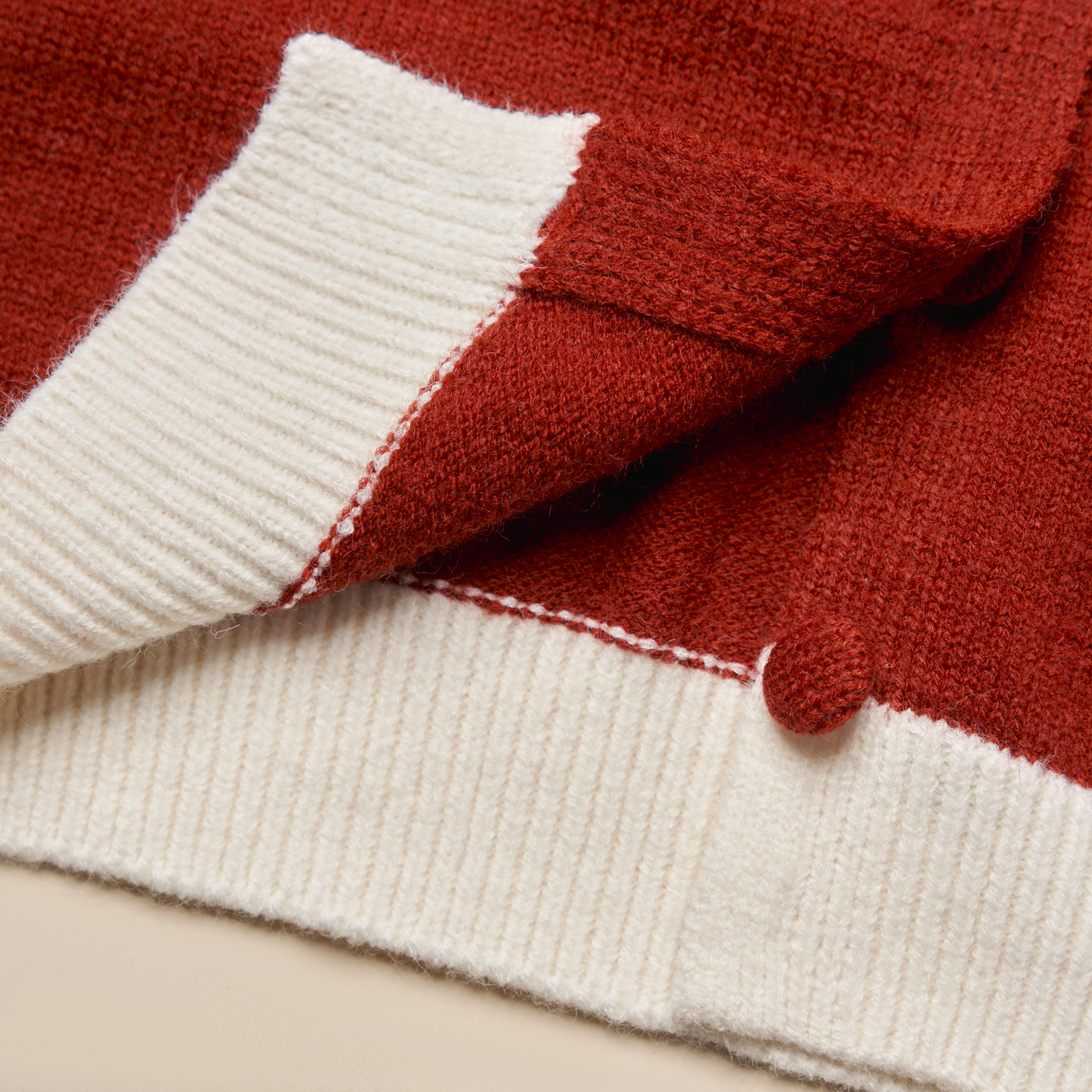 Áo  len thêu thân trước_thumbnail_1