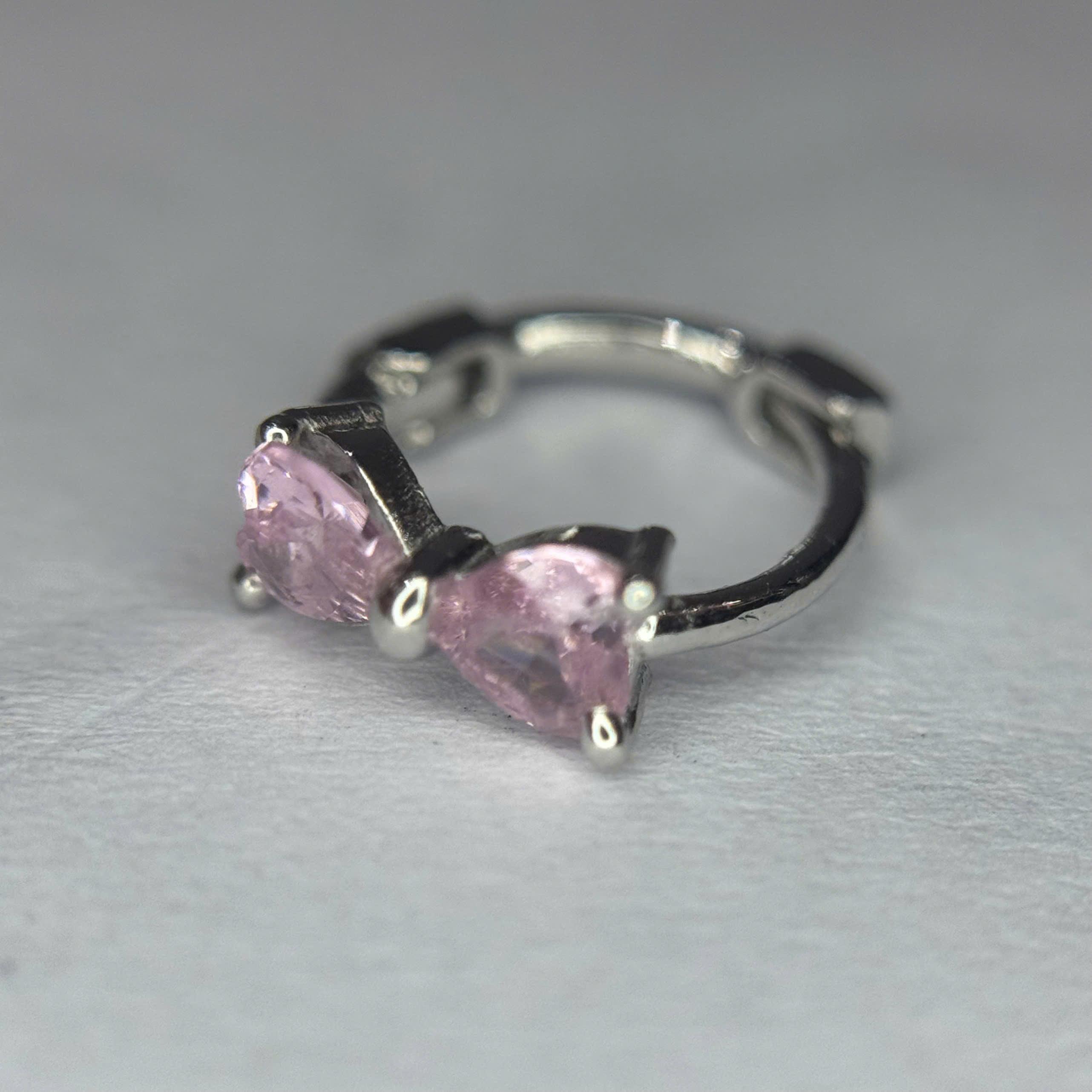 Khuyên vòng bạc si kim nơ hồng