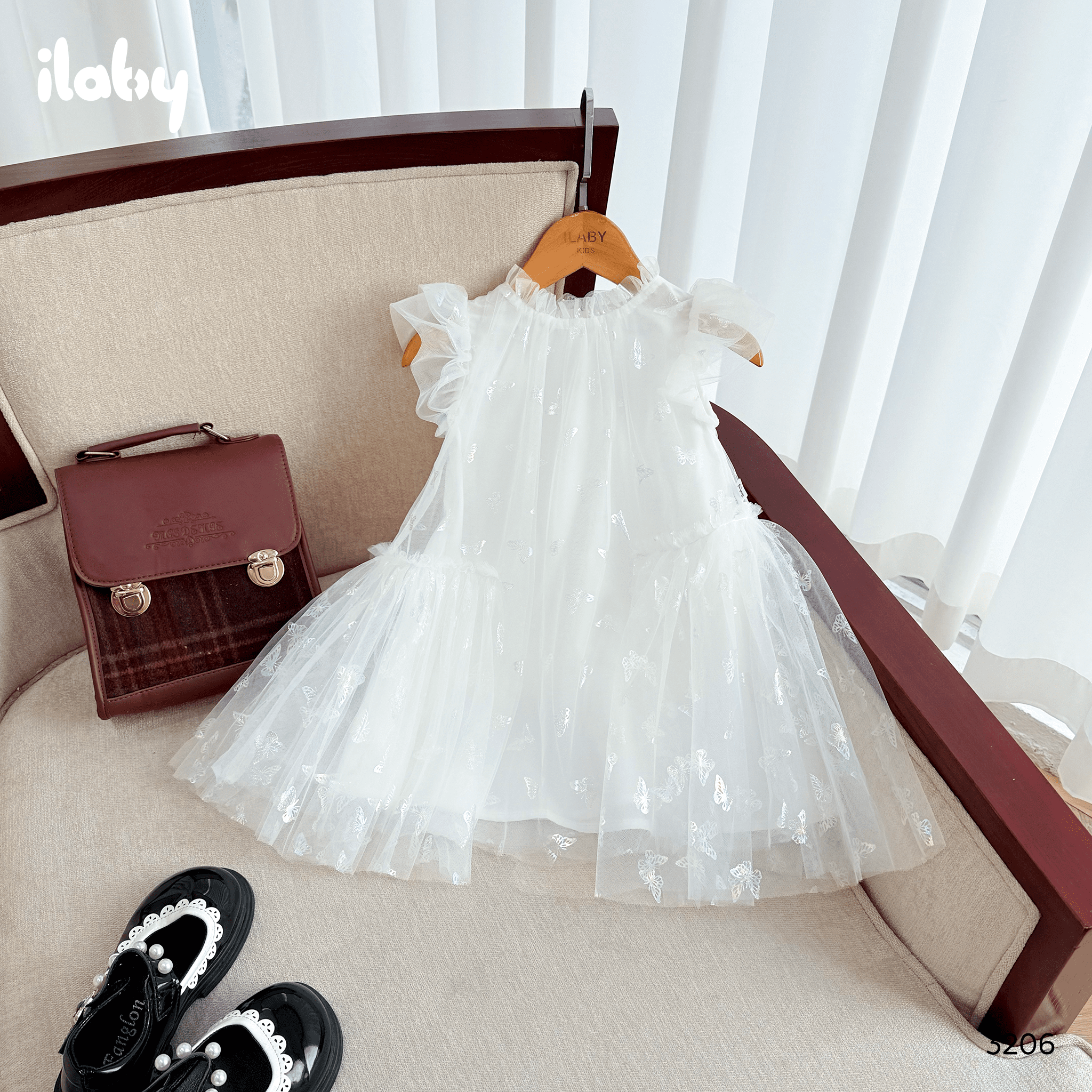 Váy tutu xòe in bướm nhũ