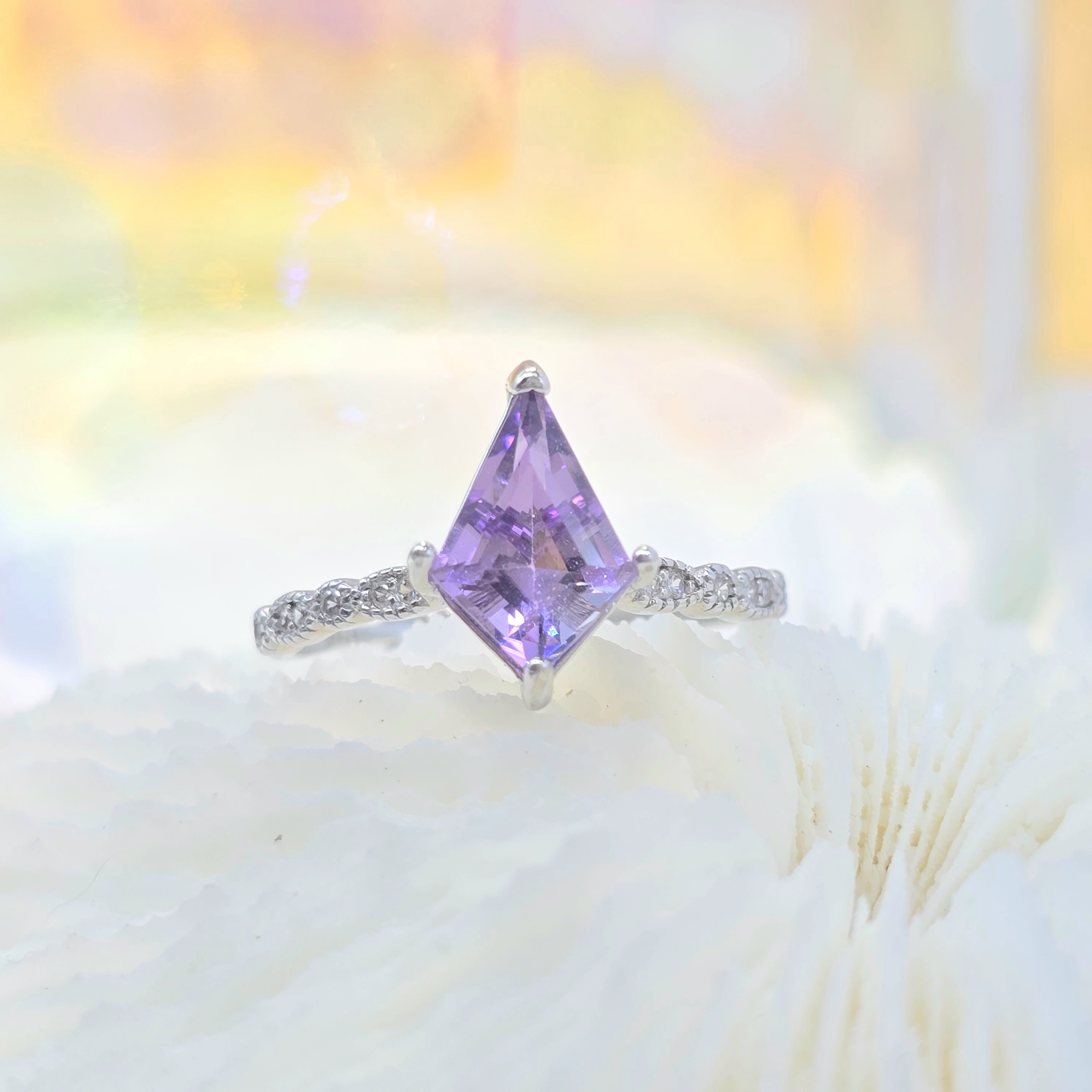 Nebula Crown Amethyst - Nhẫn Freesize Khung Bạc S925 Mặt Thạch Anh Tím Amethyst Facet_thumbnail_3