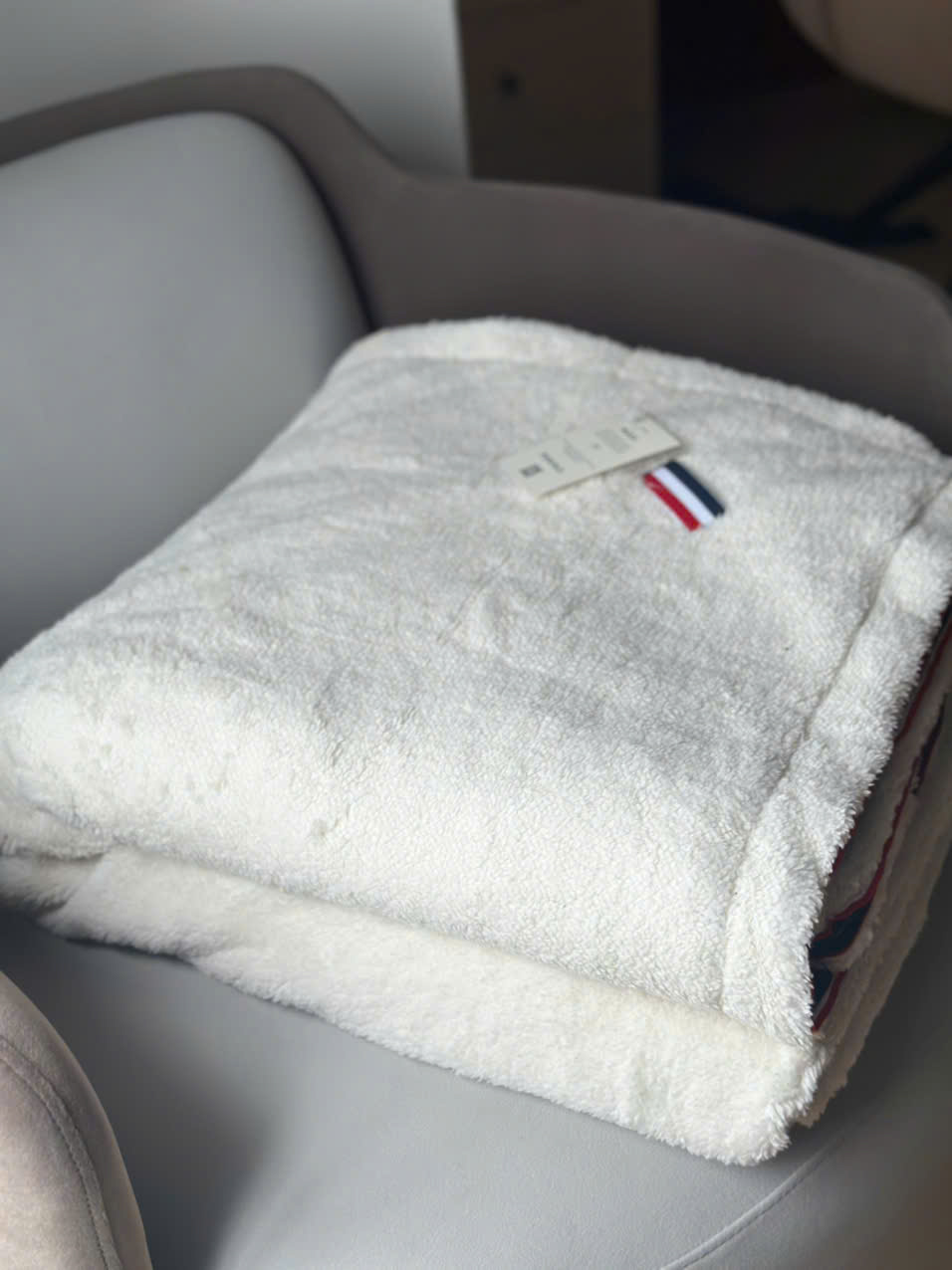 G635 CHĂN TOMMY_thumbnail_5