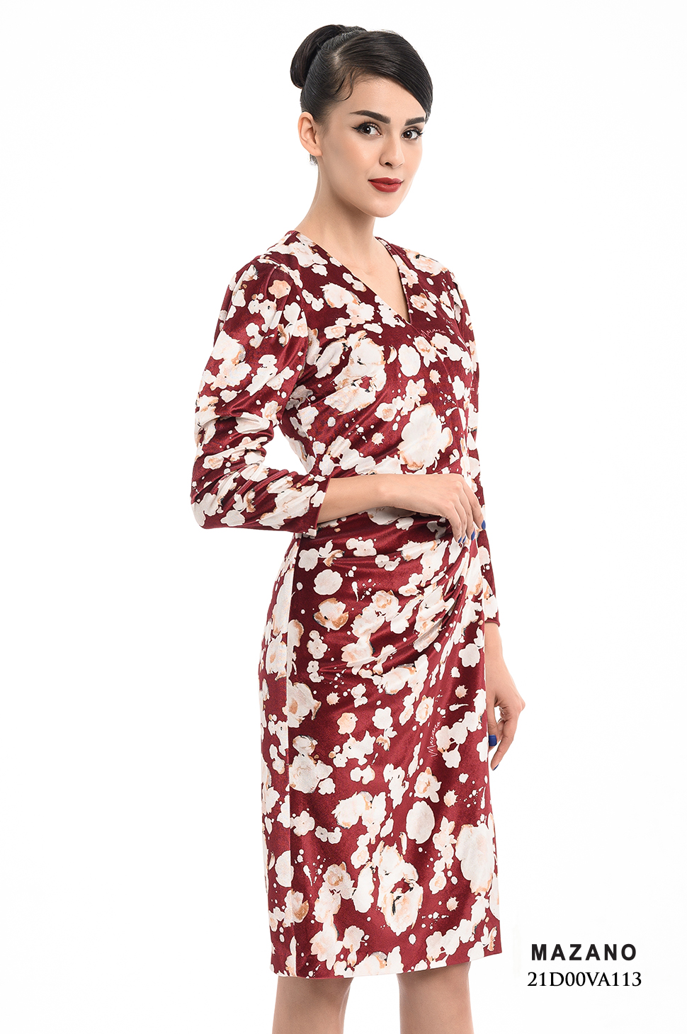 Đầm nhung họa tiết nền đỏ xếp ly tay bồng_thumbnail_3