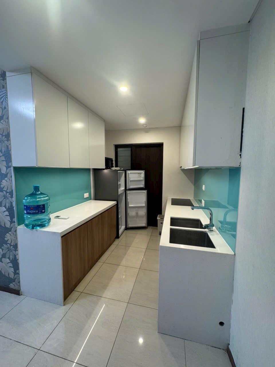 Cho thuê căn hộ 2PN, full nội thất, dọn vào ở ngay_thumbnail_2