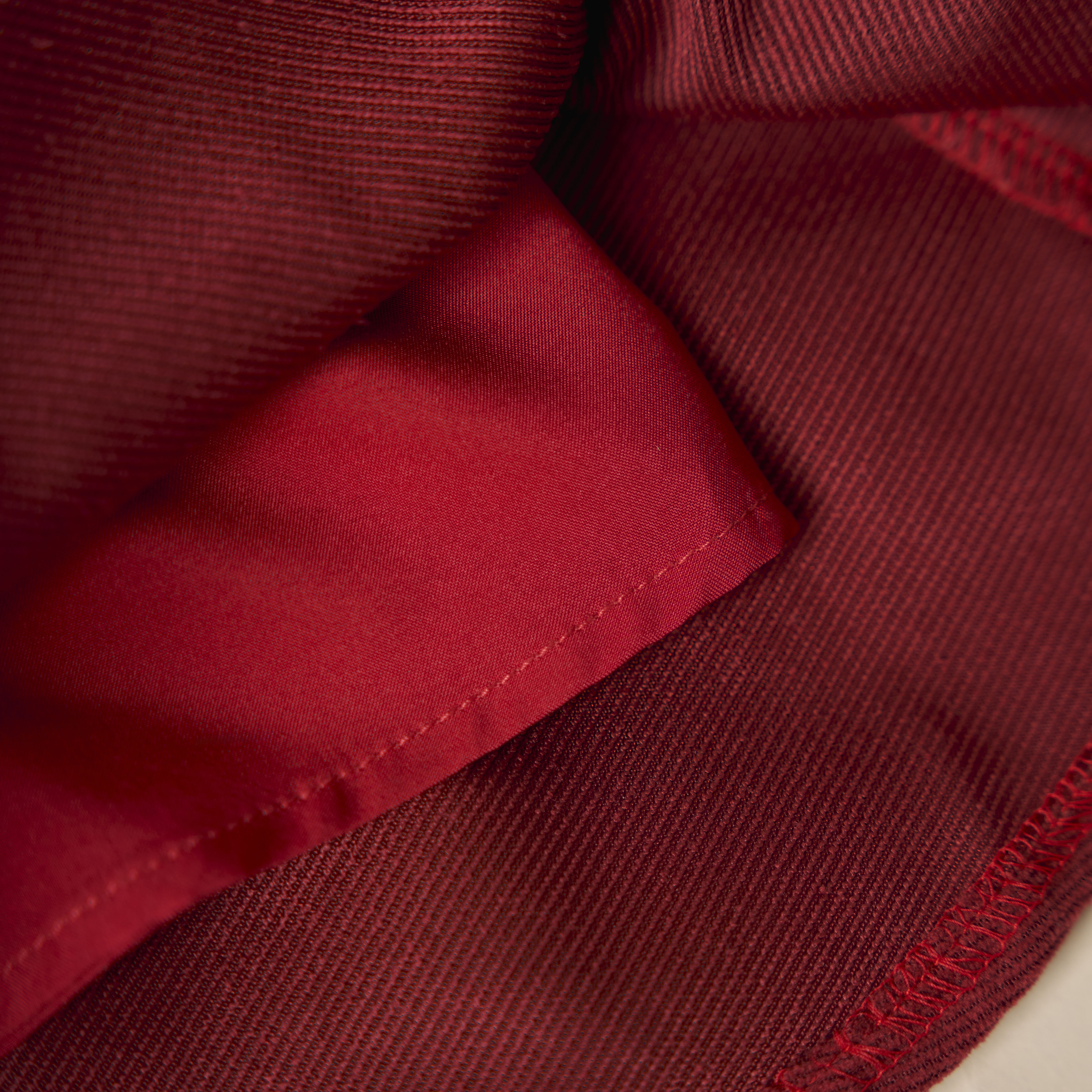 Chân váy nhung bèo hai tầng