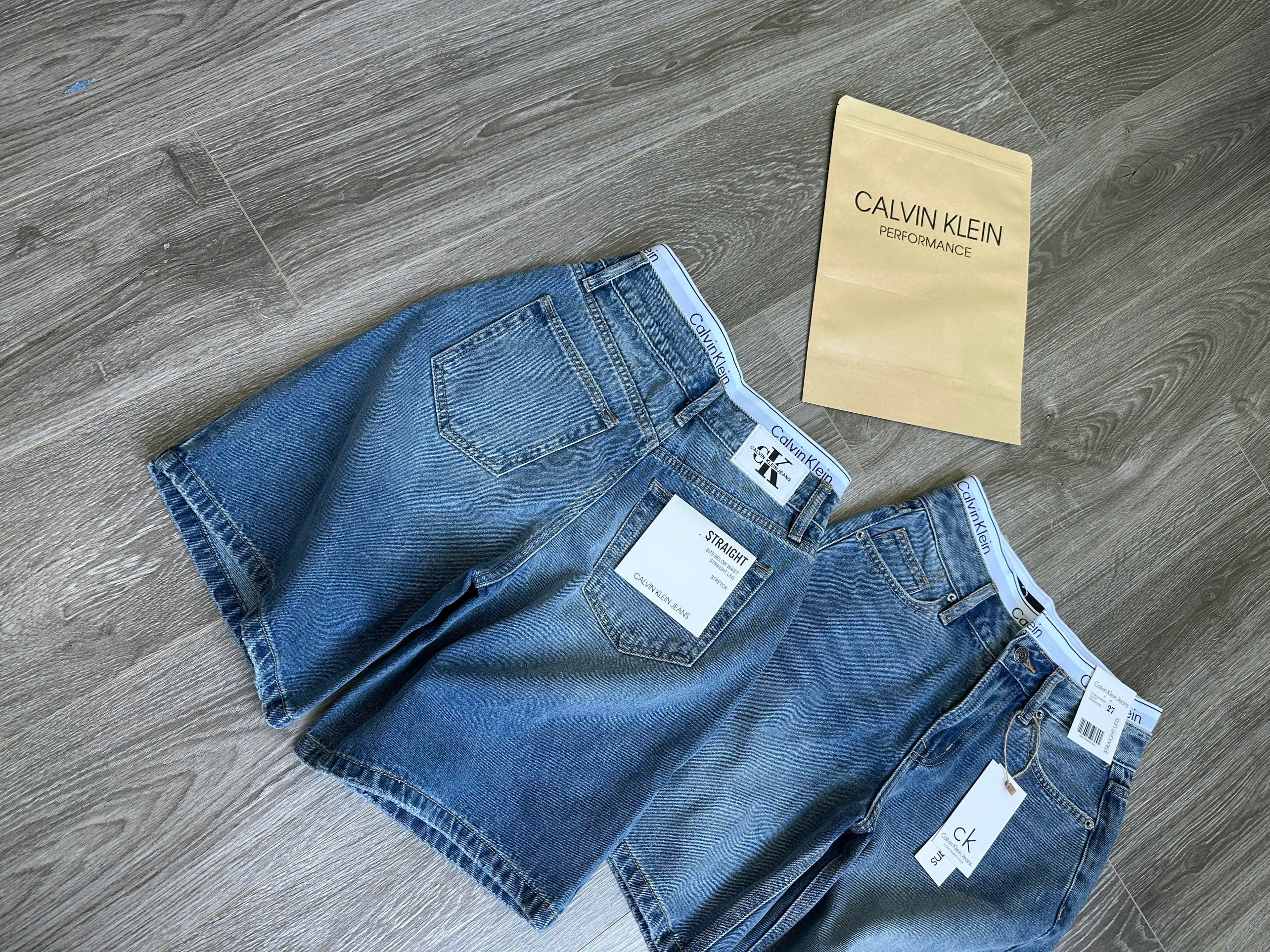 SALE Q13_thumbnail_19