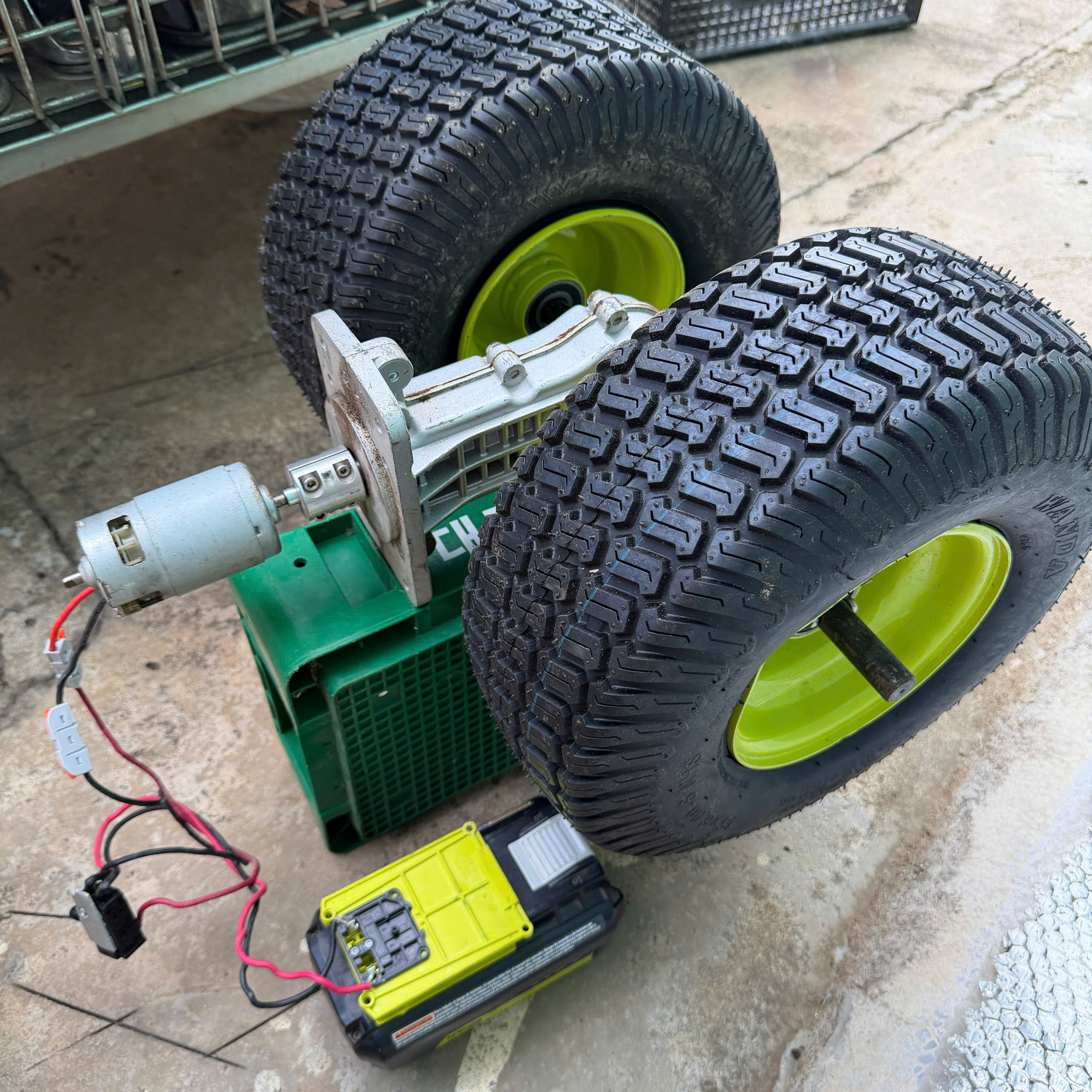 Bộ hộ số giảm tốc đổi góc nhông kim loại máy xới đất nống nghiệp_thumbnail_11