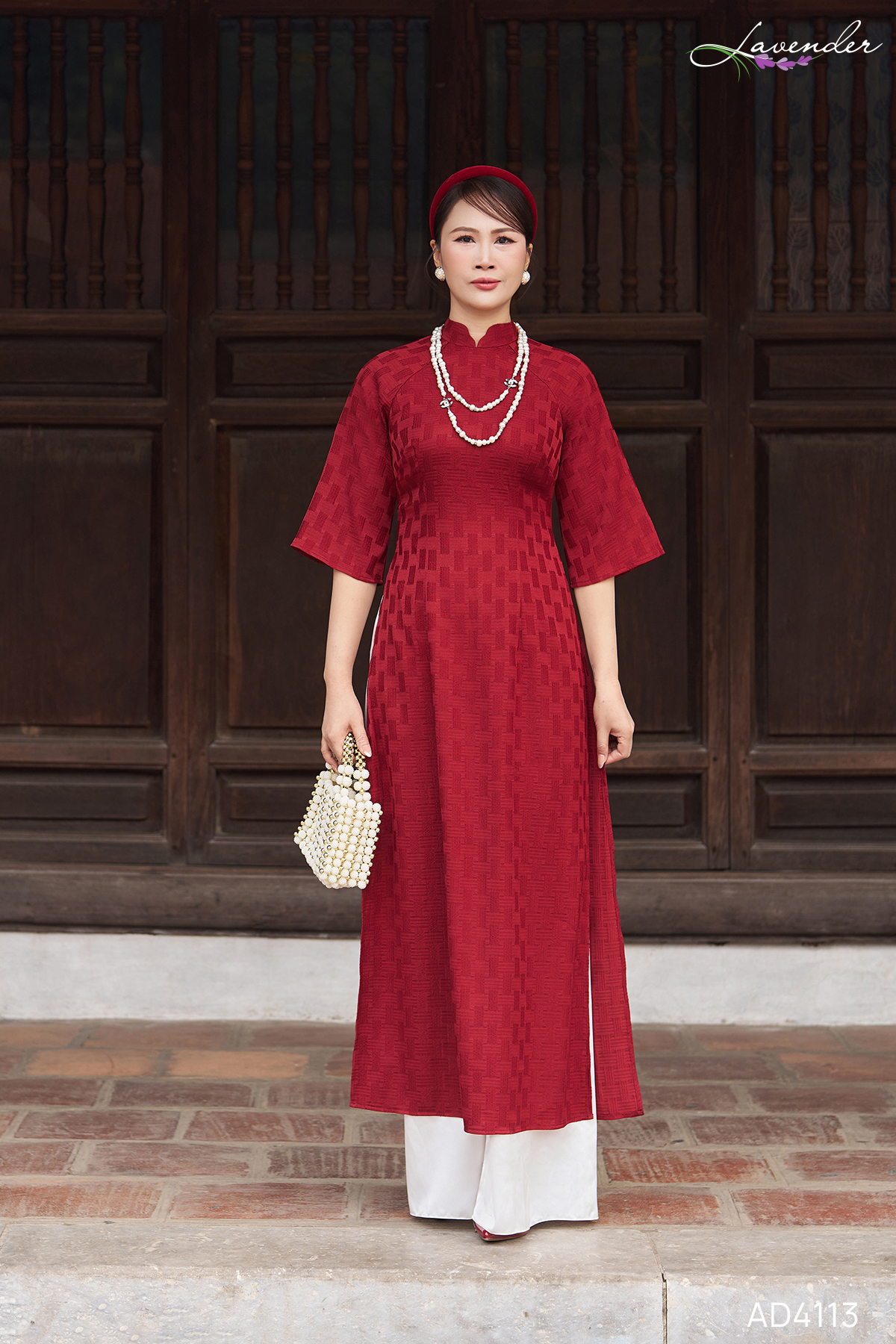 Áo dài gấm màu đỏ đô AD4113