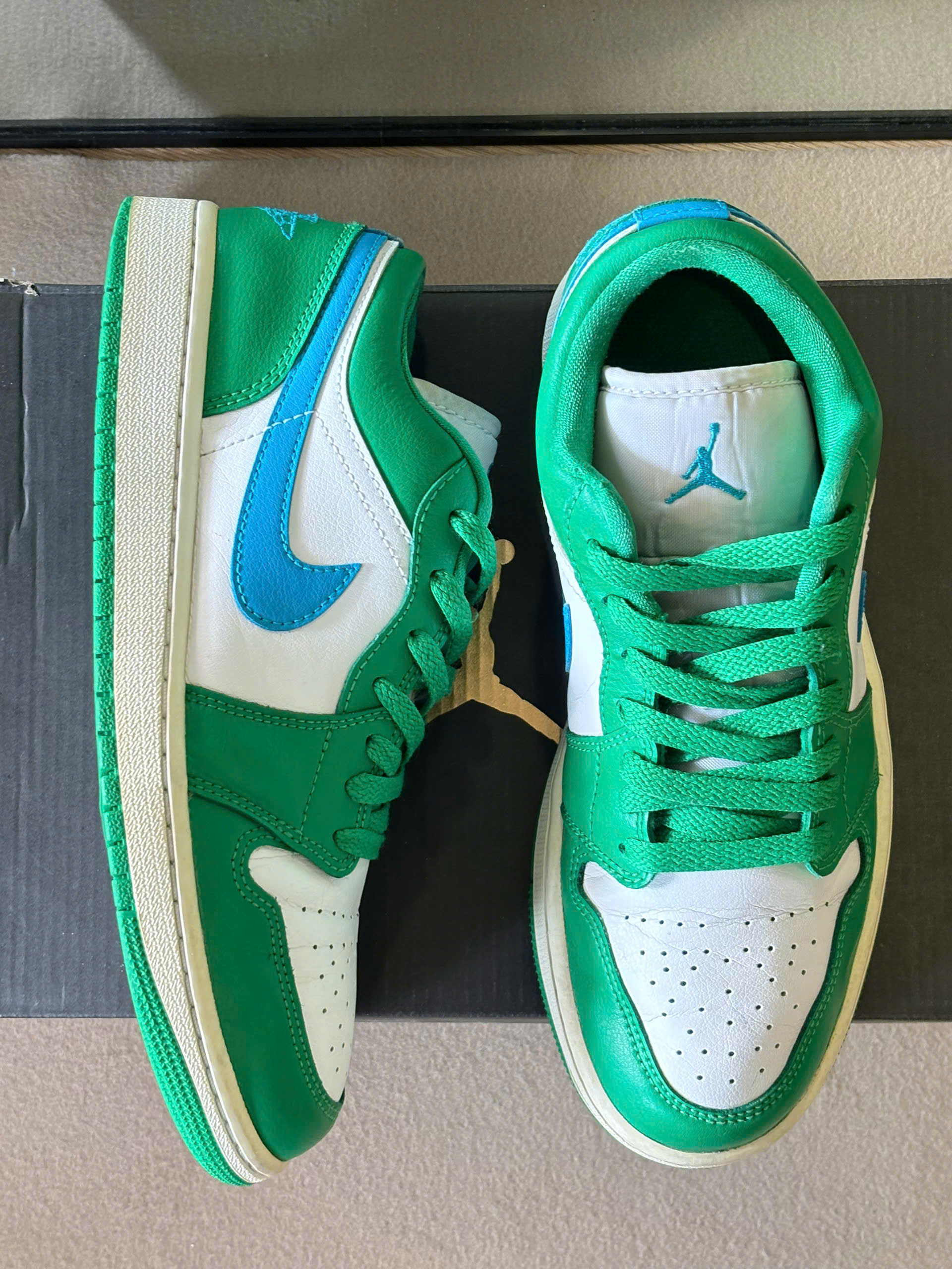 Nike Air Jordan 1 Low ‘Lucky Green’ DC0774-304