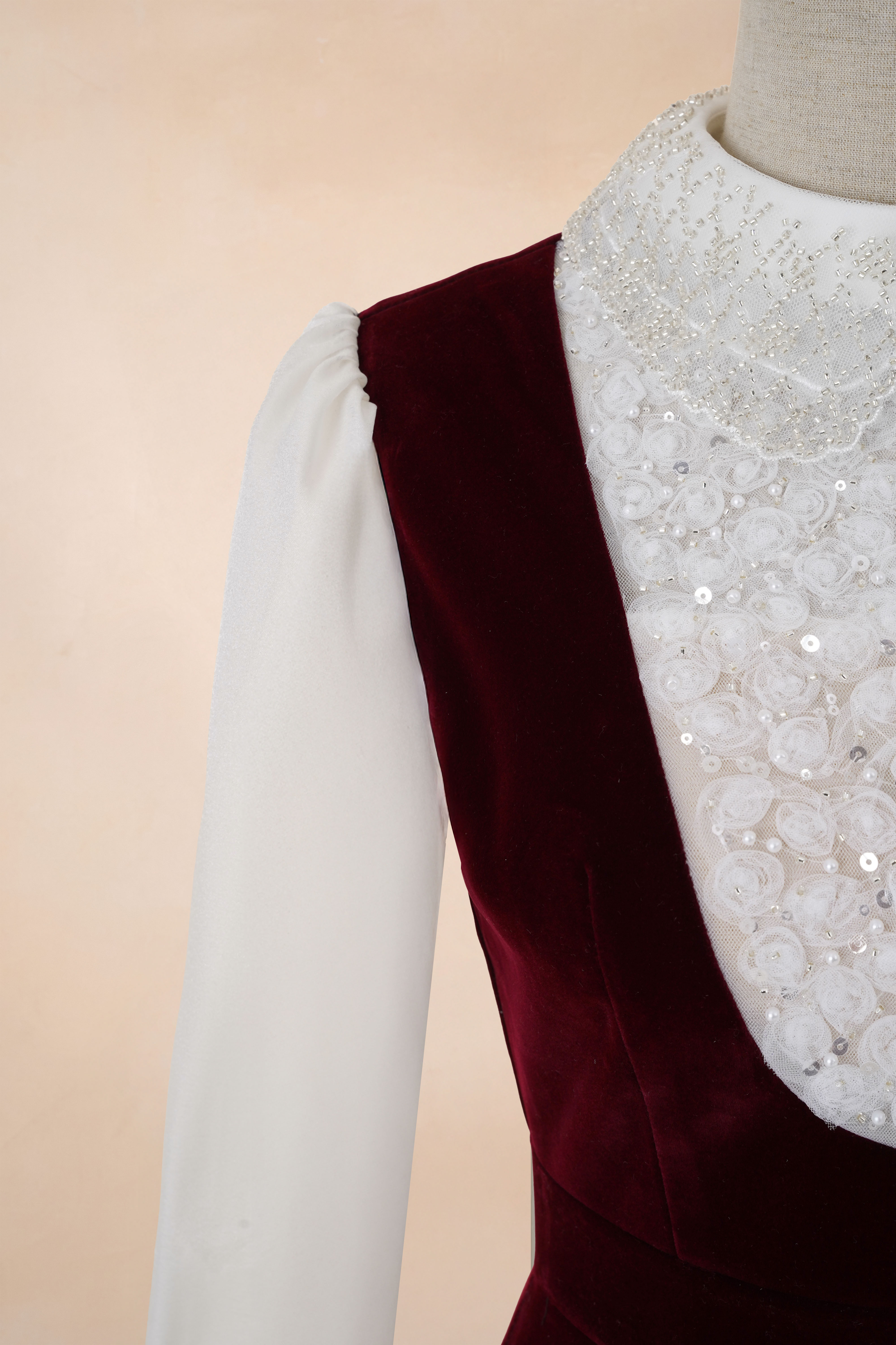 Đầm Chữ A Cổ Sen Đính Cườm Ngắn_thumbnail_6