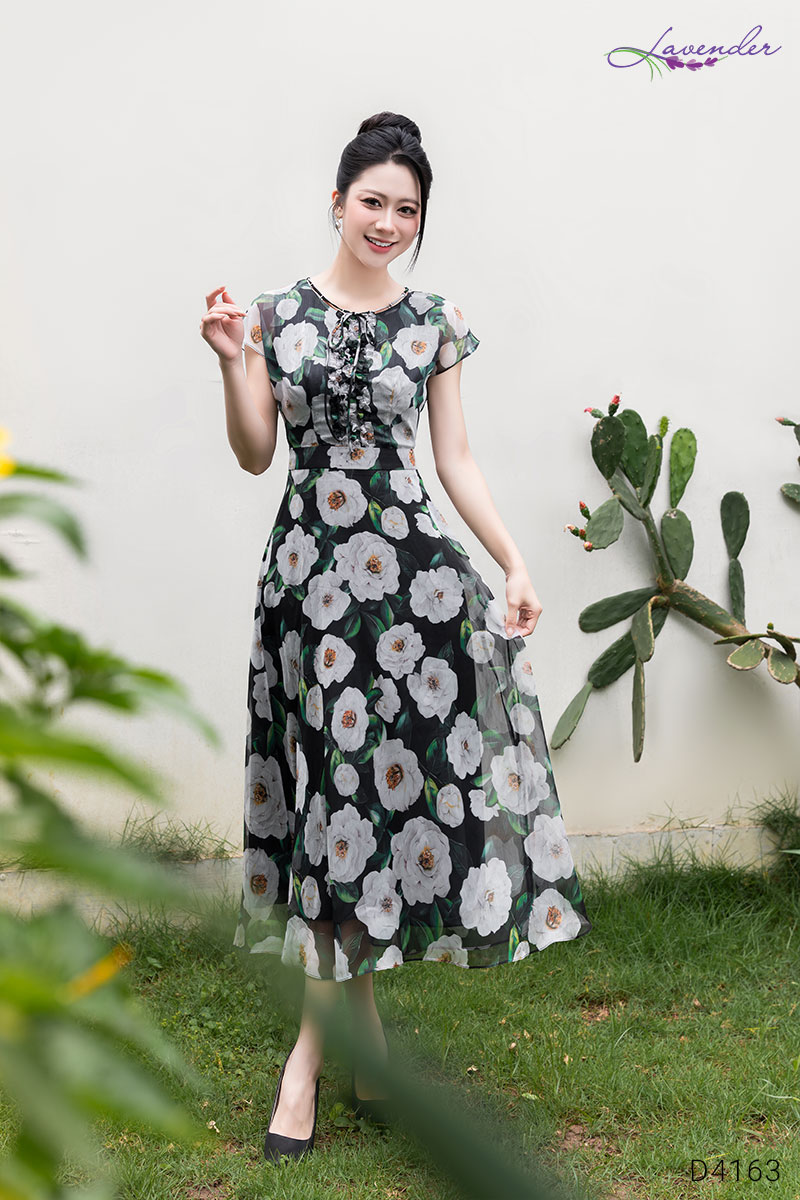 Đầm hoa nhún bèo dọc cổ tròn phối nơ  D4163