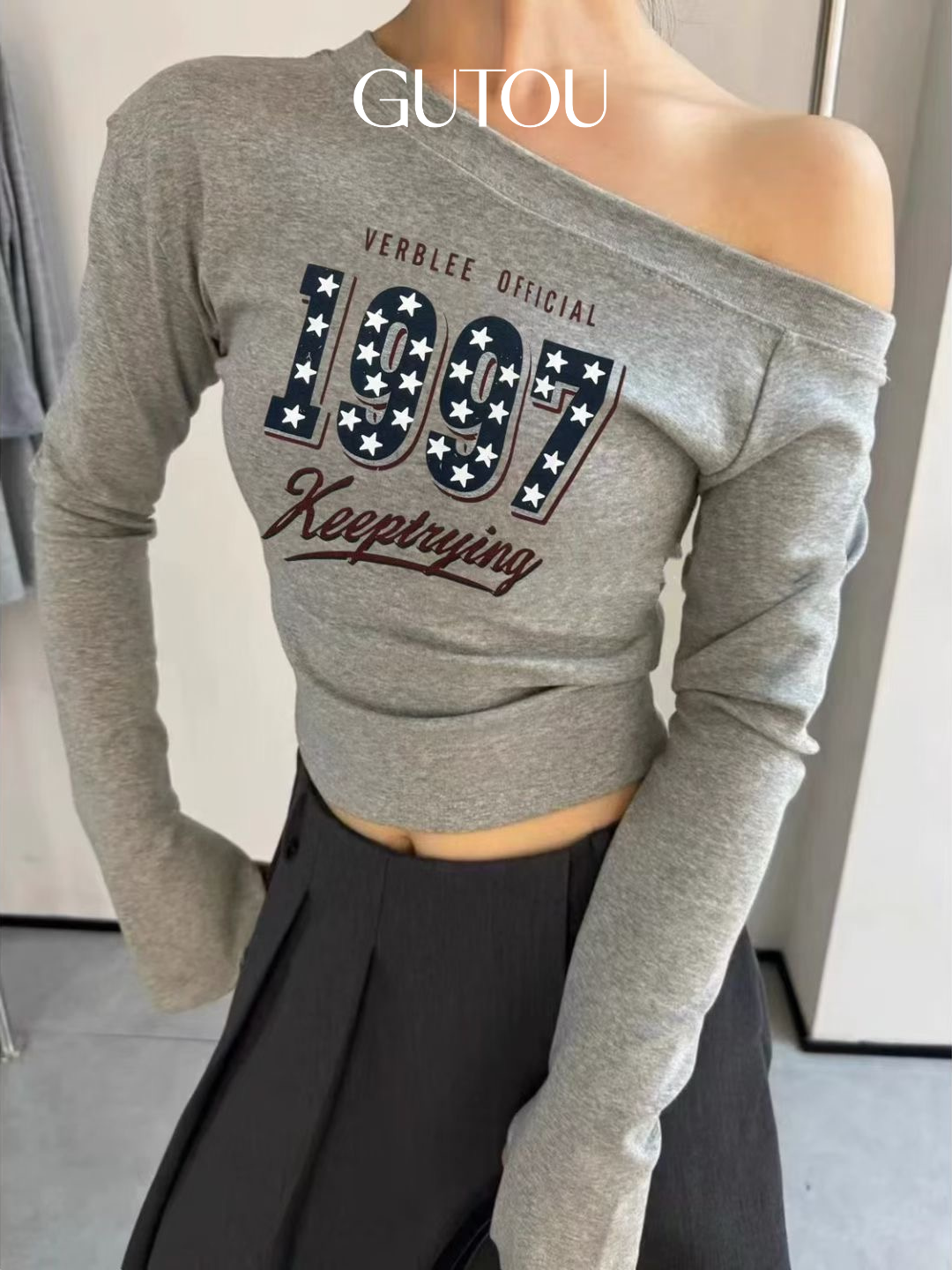 [ GUTOU ] Áo Thun Tay Dài Trễ Vai Retro 1997_thumbnail_9