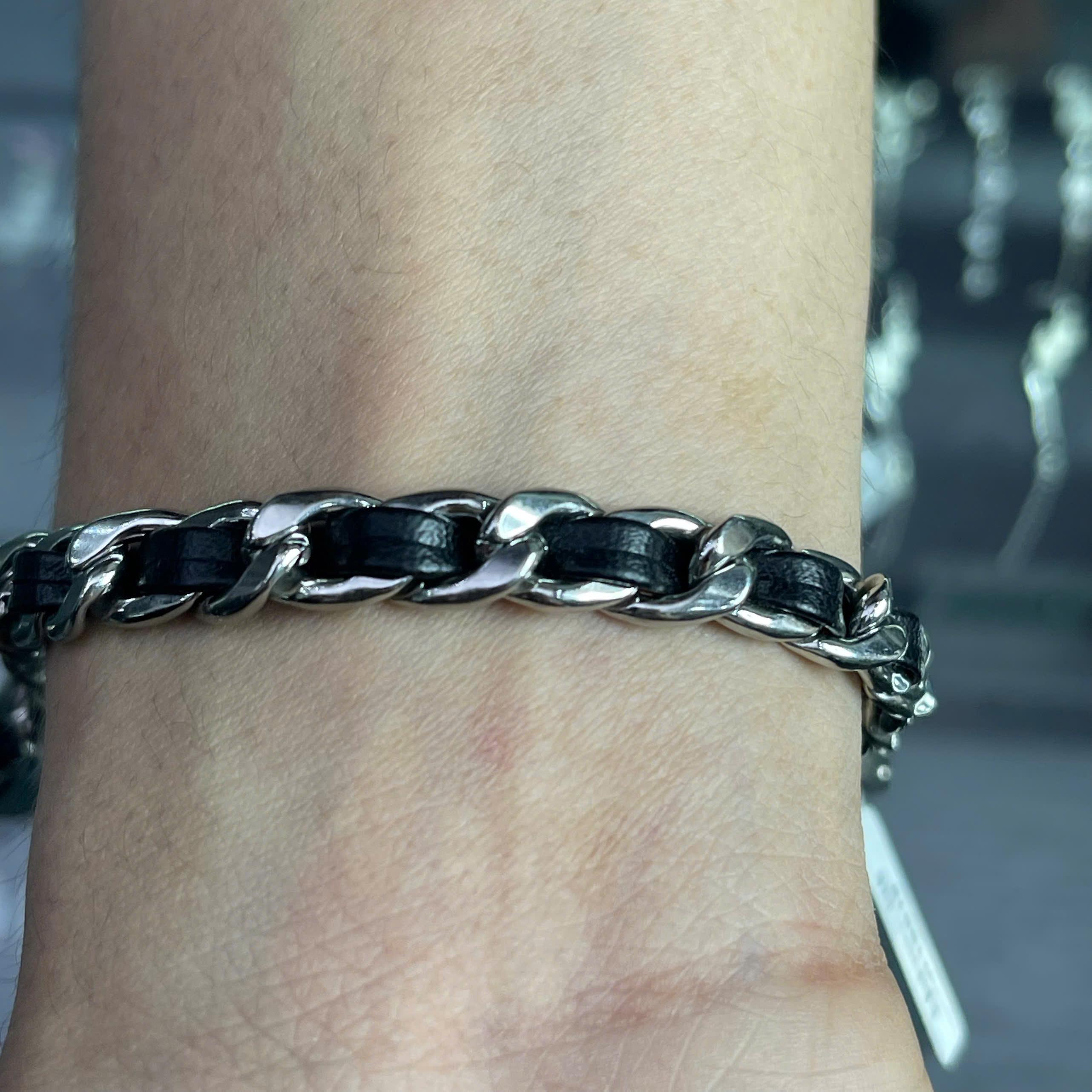 vòng tay xích kẹp dây da đen chất chơi người dơi_thumbnail_2