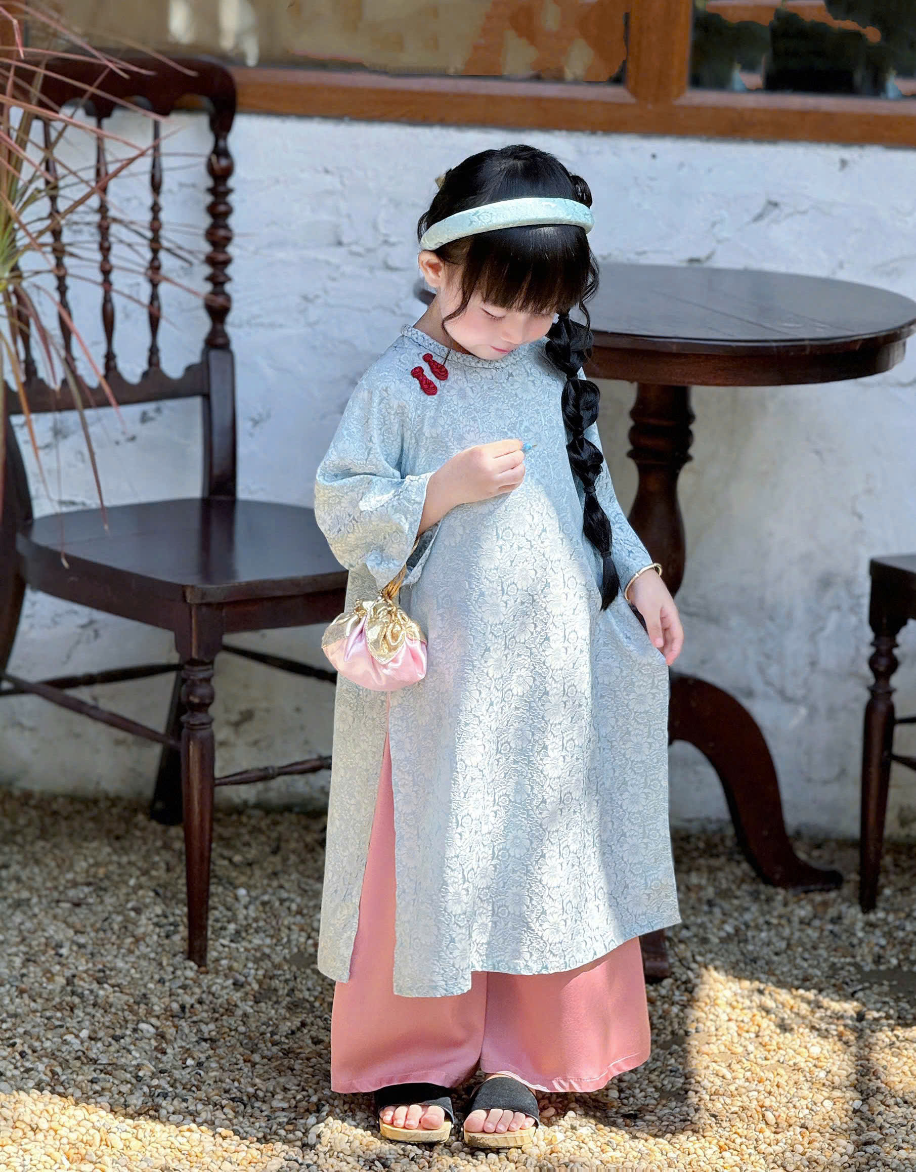 Set áo dài xanh bé gái_thumbnail_10