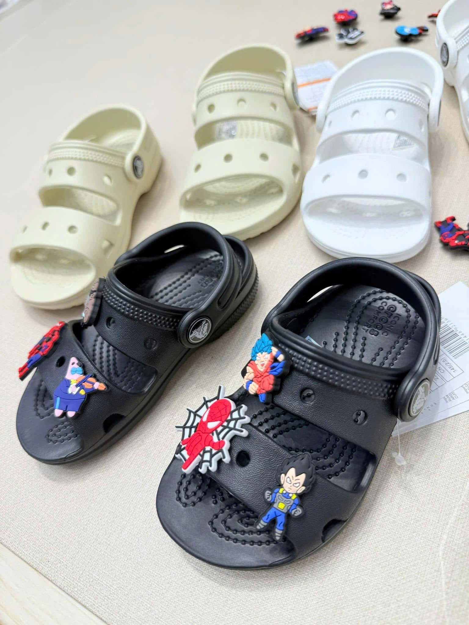 S24 SANDAL CROCS TẶNG KÈM 6 STICKER_thumbnail_3