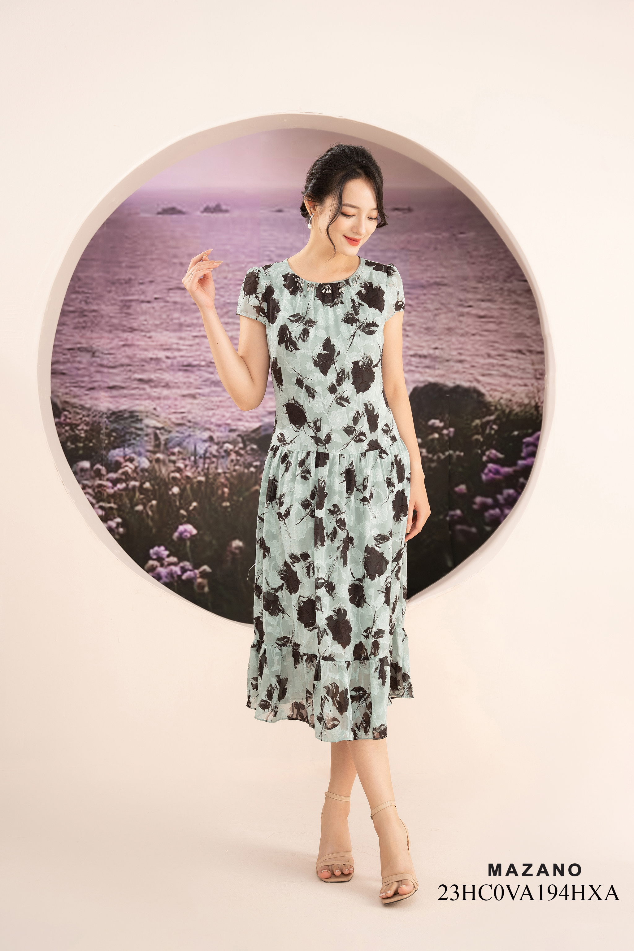 Đầm voan in hoa 3D cổ tết dây 23HC0VA194HXA