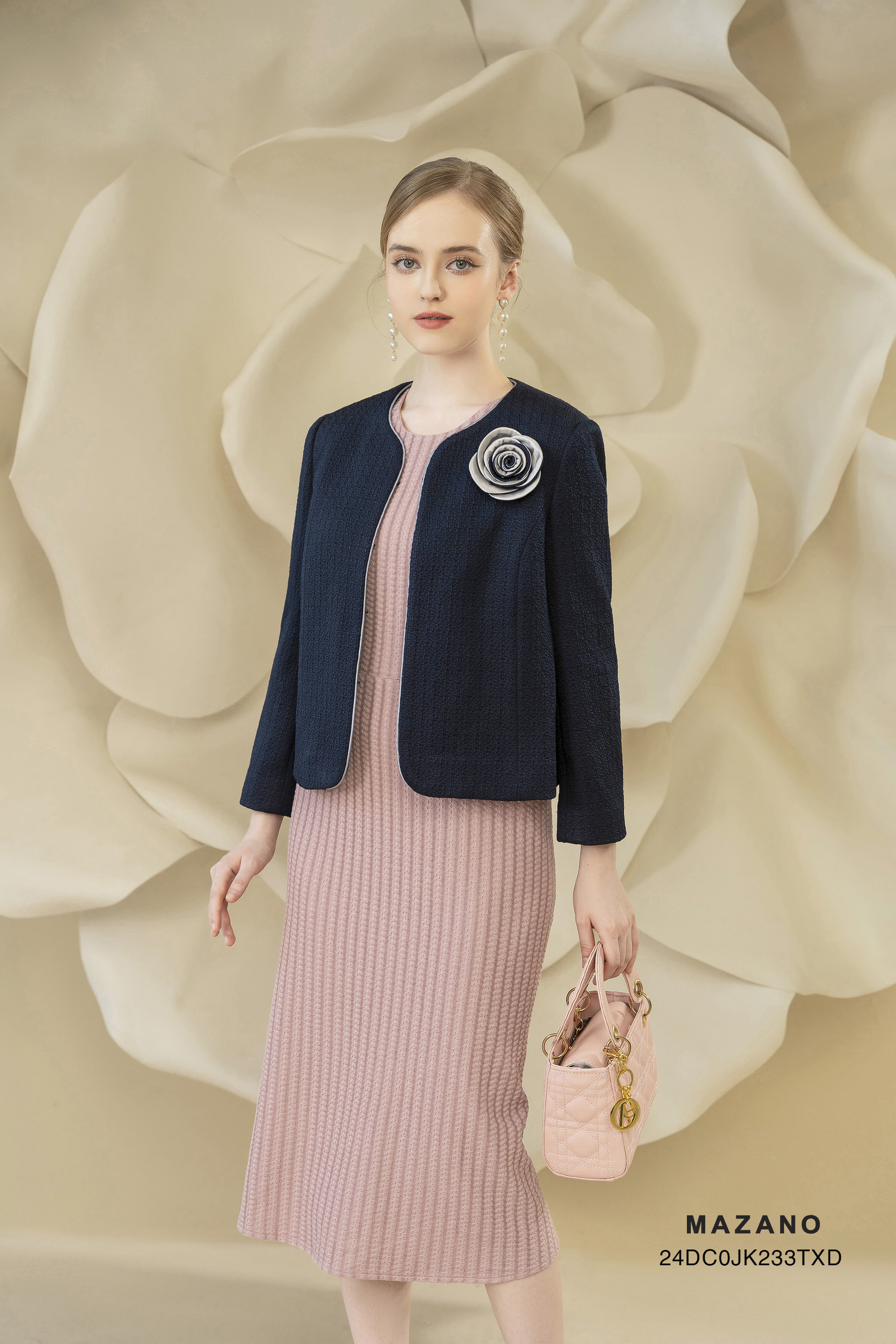 Áo khoác ngắn Suông Vải Gấm thô Đính hoa thủ công Dài dưới eo_thumbnail_3