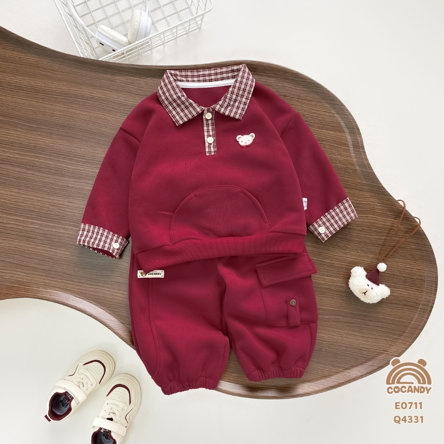 Áo dài nỉ ĐỎ phối cổ caro nâu